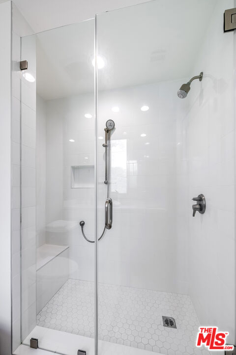 Malibu, California, 90265, United States, 3 Bedrooms Bedrooms, ,2 BathroomsBathrooms,Residential,For Sale,1868514