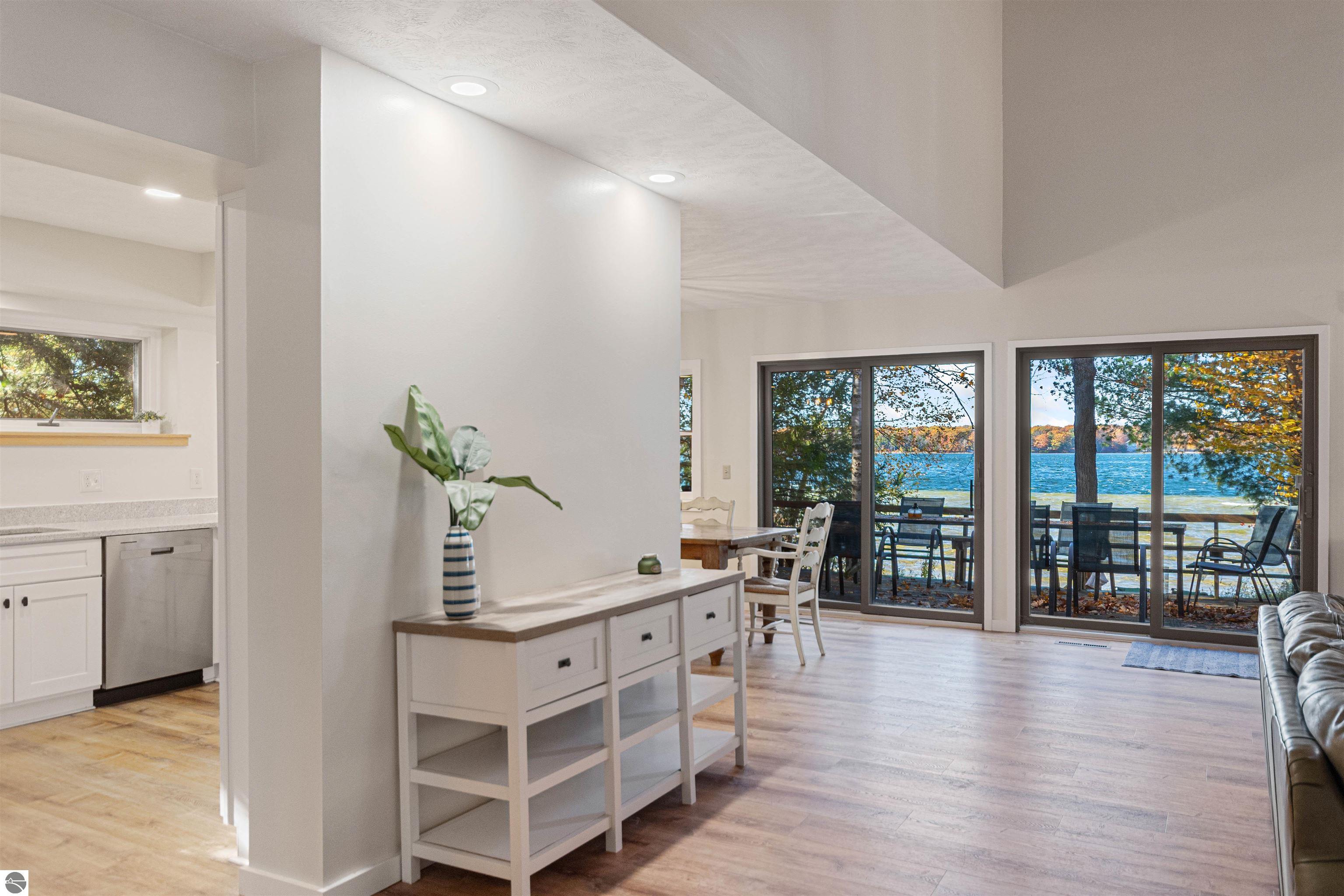 Traverse City, Michigan, 49685, United States, 3 Bedrooms Bedrooms, ,3 BathroomsBathrooms,Residential,For Sale,1988972