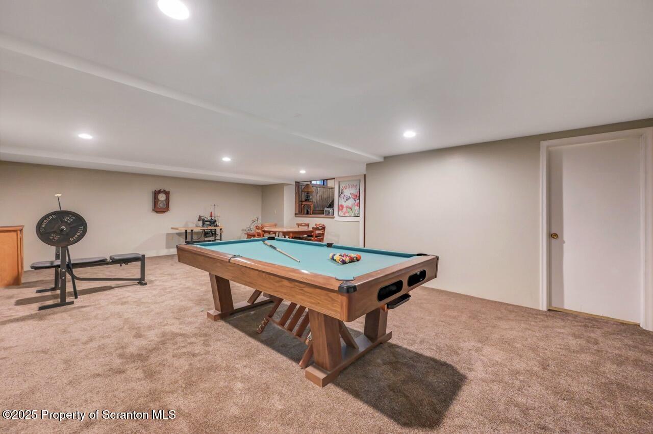 Gouldsboro, Pennsylvania, 18424, United States, 4 Bedrooms Bedrooms, ,3 BathroomsBathrooms,Residential,For Sale,1998512