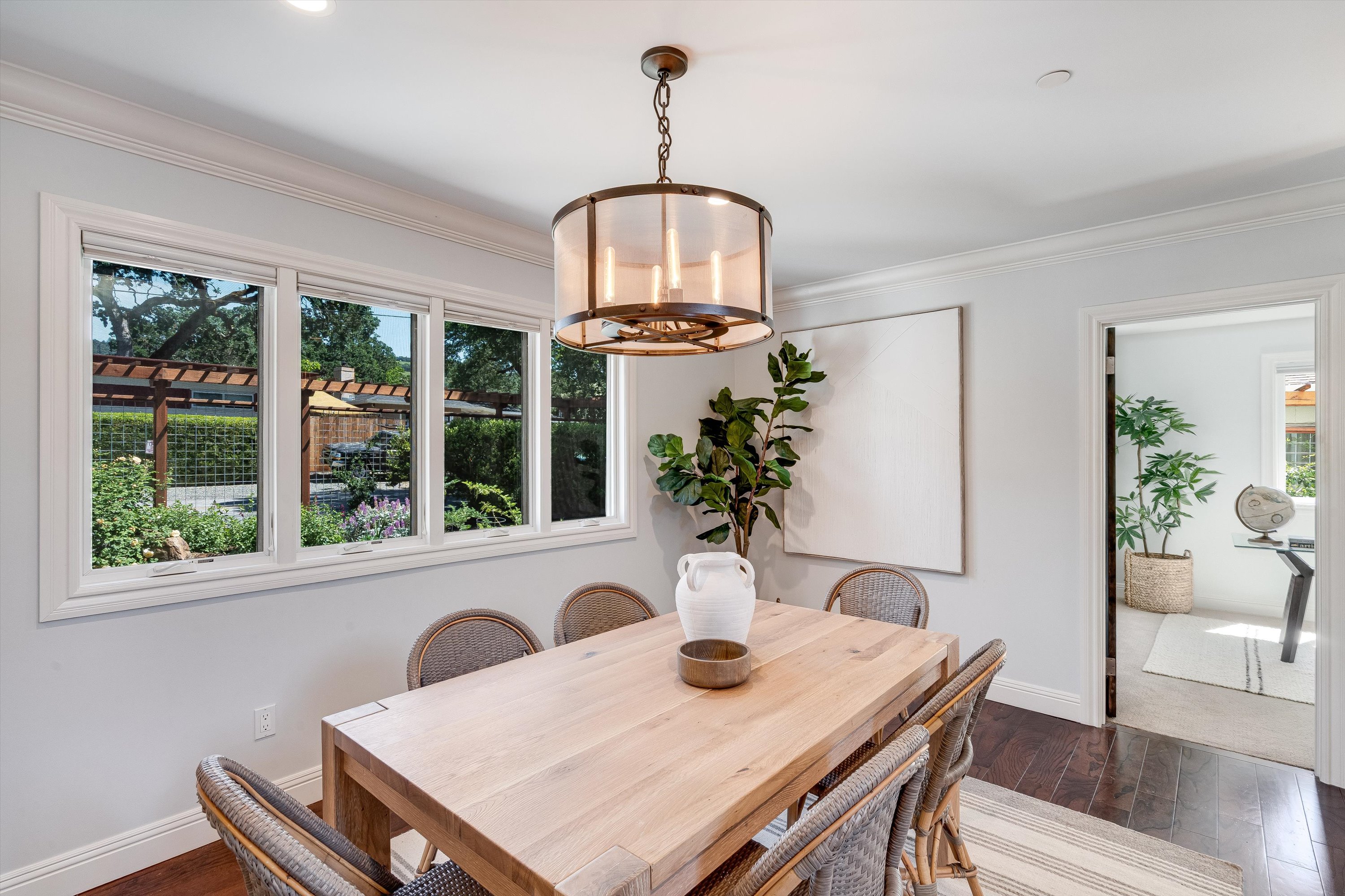  18428 4th  Avenue - 物件實景