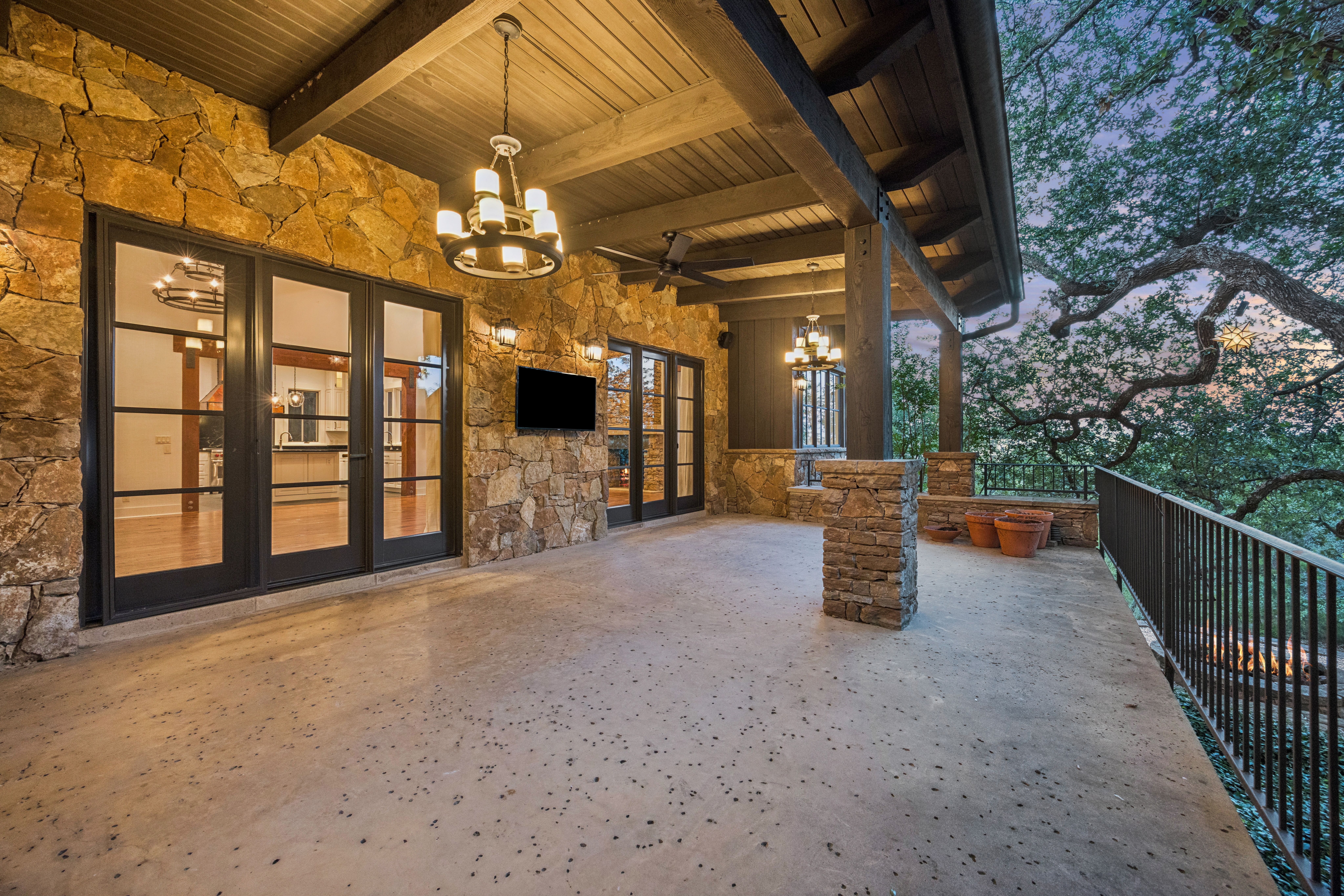  A Hidden Gem in Spanish Oaks—Peaceful, Private, and Beautifully Timeless - 物件實景