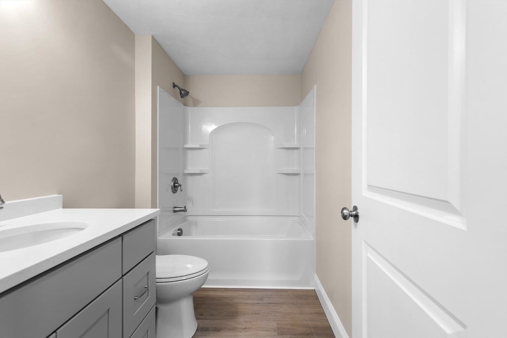 Plymouth, Massachusetts, 02360, United States, 3 Bedrooms Bedrooms, ,4 BathroomsBathrooms,Residential,For Sale,2048350