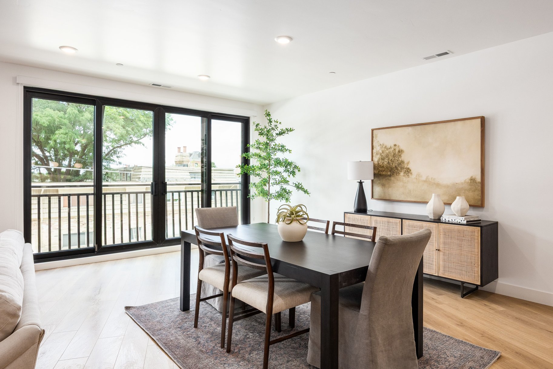  Effortless Luxury Condo Living In The Heart Of Holladay Village - 物件實景