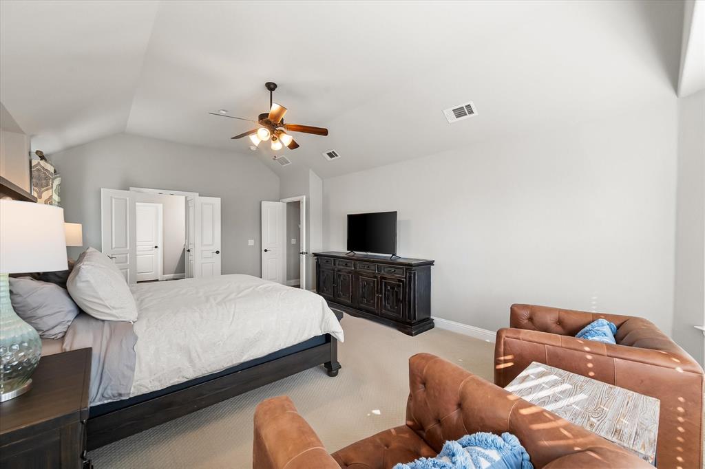 Mansfield, Texas, 76063, United States, 5 Bedrooms Bedrooms, ,3 BathroomsBathrooms,Residential,For Sale,1968843
