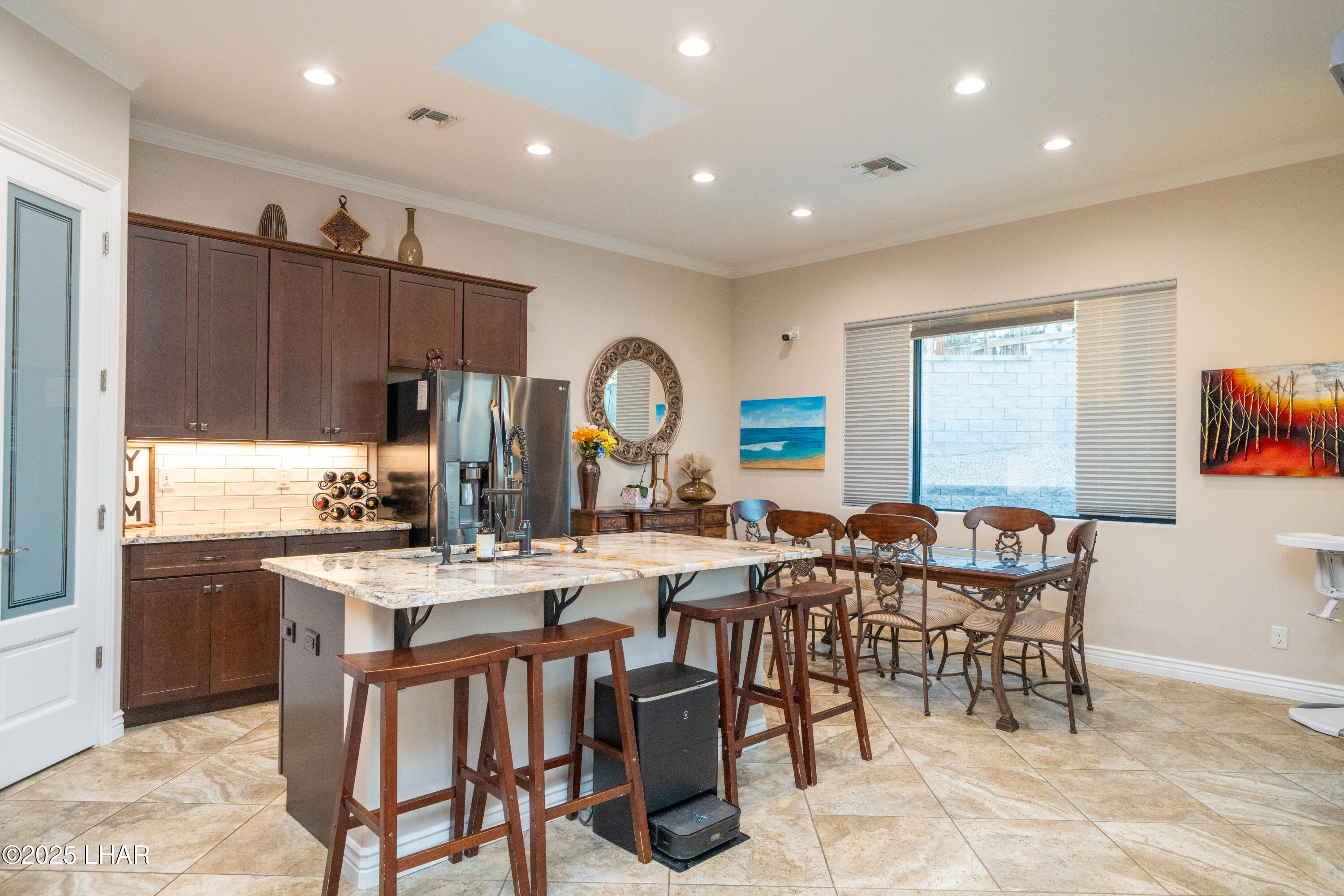 Lake Havasu City, Arizona, 86403, United States, 3 Bedrooms Bedrooms, ,4 BathroomsBathrooms,Residential,For Sale,1827027