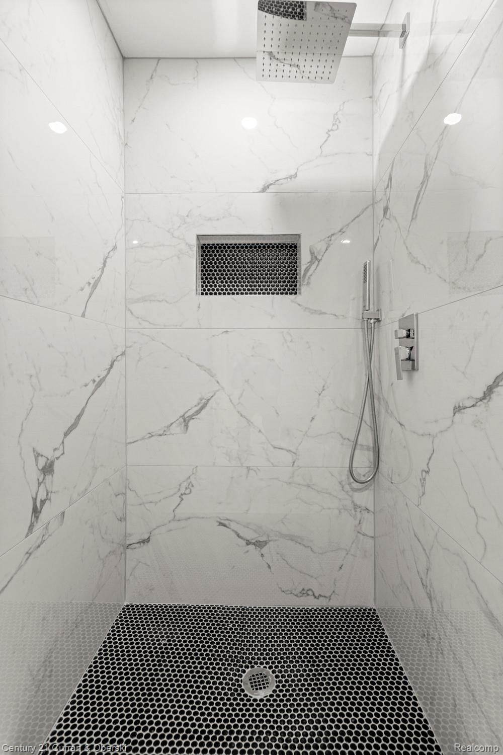 Livonia, Michigan, 48152, United States, 3 Bedrooms Bedrooms, ,3 BathroomsBathrooms,Residential,For Sale,2011700