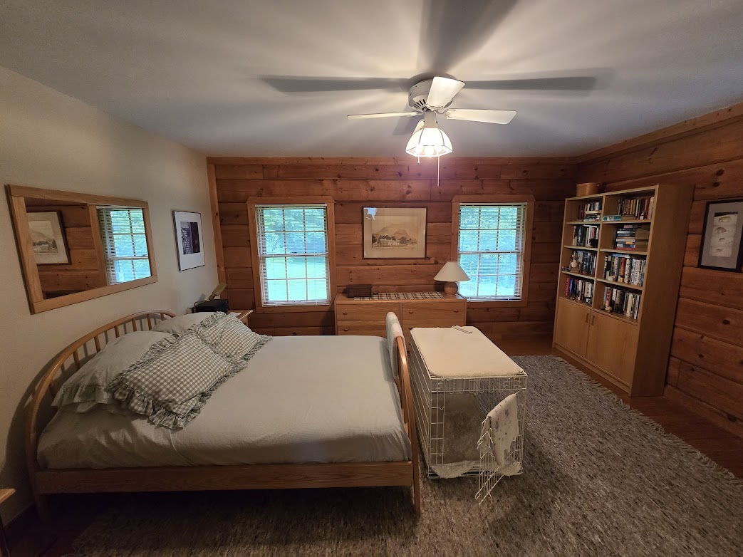 Warrensville, North Carolina, 28693, United States, 2 Bedrooms Bedrooms, ,2 BathroomsBathrooms,Residential,For Sale,1982340