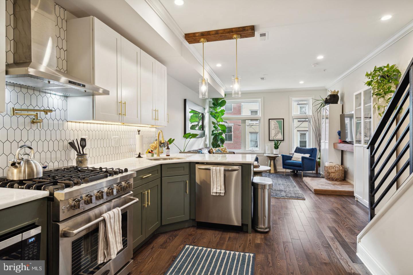 Philadelphia, Pennsylvania, 19130, United States, 3 Bedrooms Bedrooms, ,3 BathroomsBathrooms,Residential,For Sale,1959206