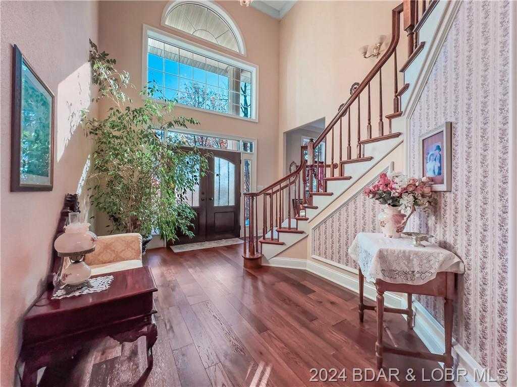 Camdenton, Missouri, 65020, United States, 5 Bedrooms Bedrooms, ,5 BathroomsBathrooms,Residential,For Sale,1850367