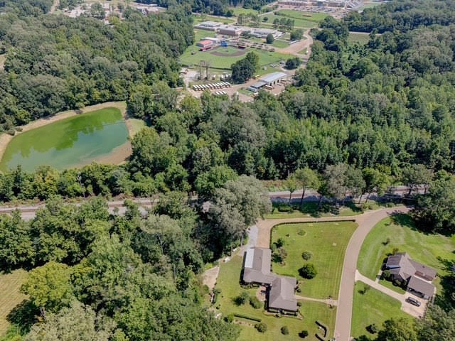 Vicksburg, Mississippi, 39183, United States, 4 Bedrooms Bedrooms, ,4 BathroomsBathrooms,Residential,For Sale,1919653