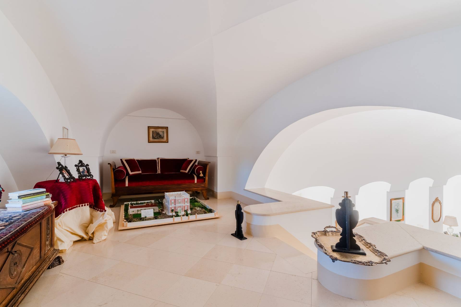 Gioia del Colle, Bari, 70023, IT, 6 Bedrooms Bedrooms, ,9 BathroomsBathrooms,Residential,For Sale,1991978