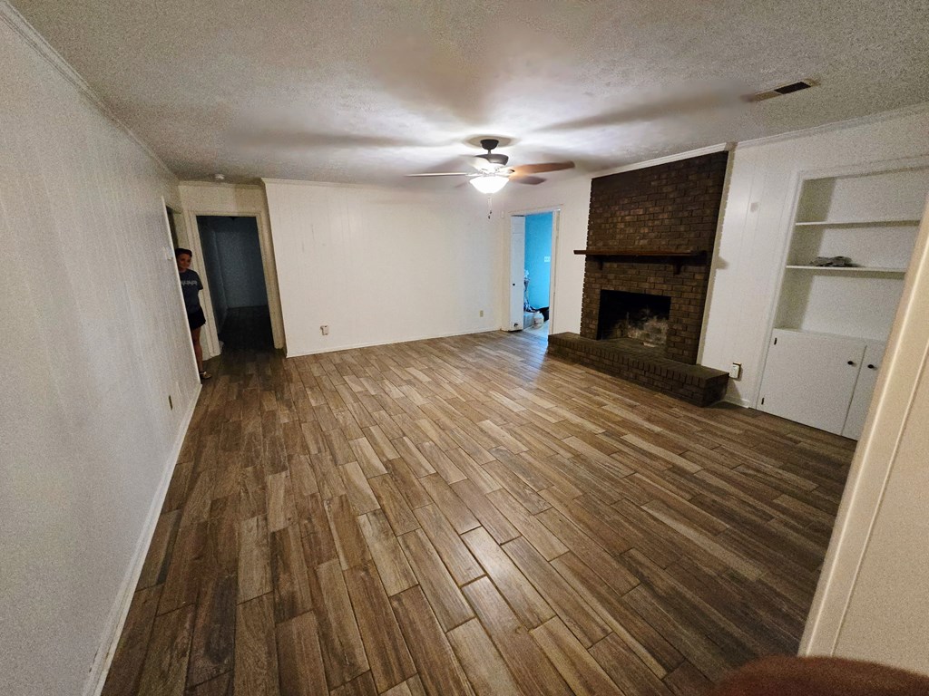 Americus, Georgia, 31719, United States, 4 Bedrooms Bedrooms, ,3 BathroomsBathrooms,Residential,For Sale,1982265