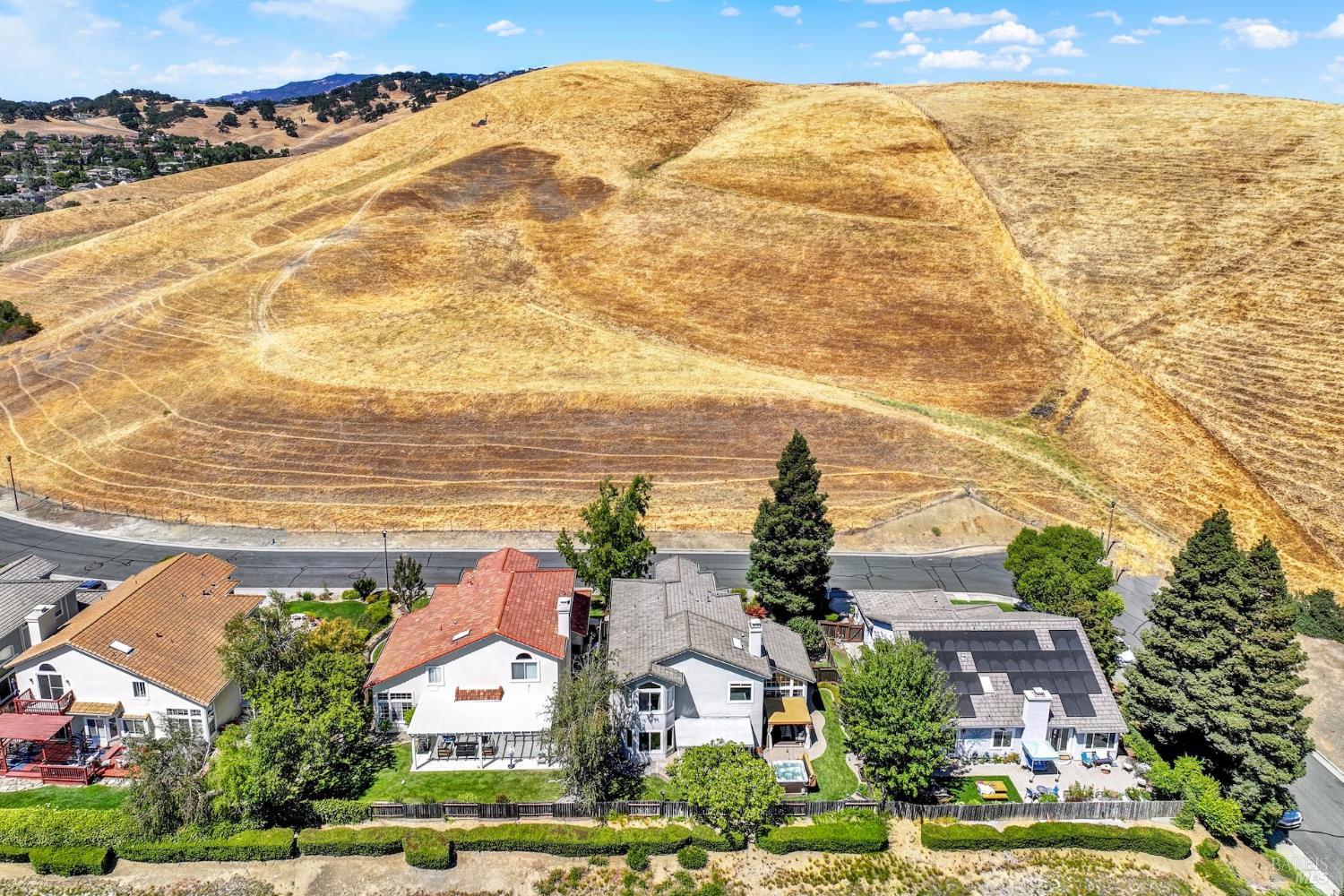 Fairfield, California, 94534, United States, 5 Bedrooms Bedrooms, ,3 BathroomsBathrooms,Residential,For Sale,1917532