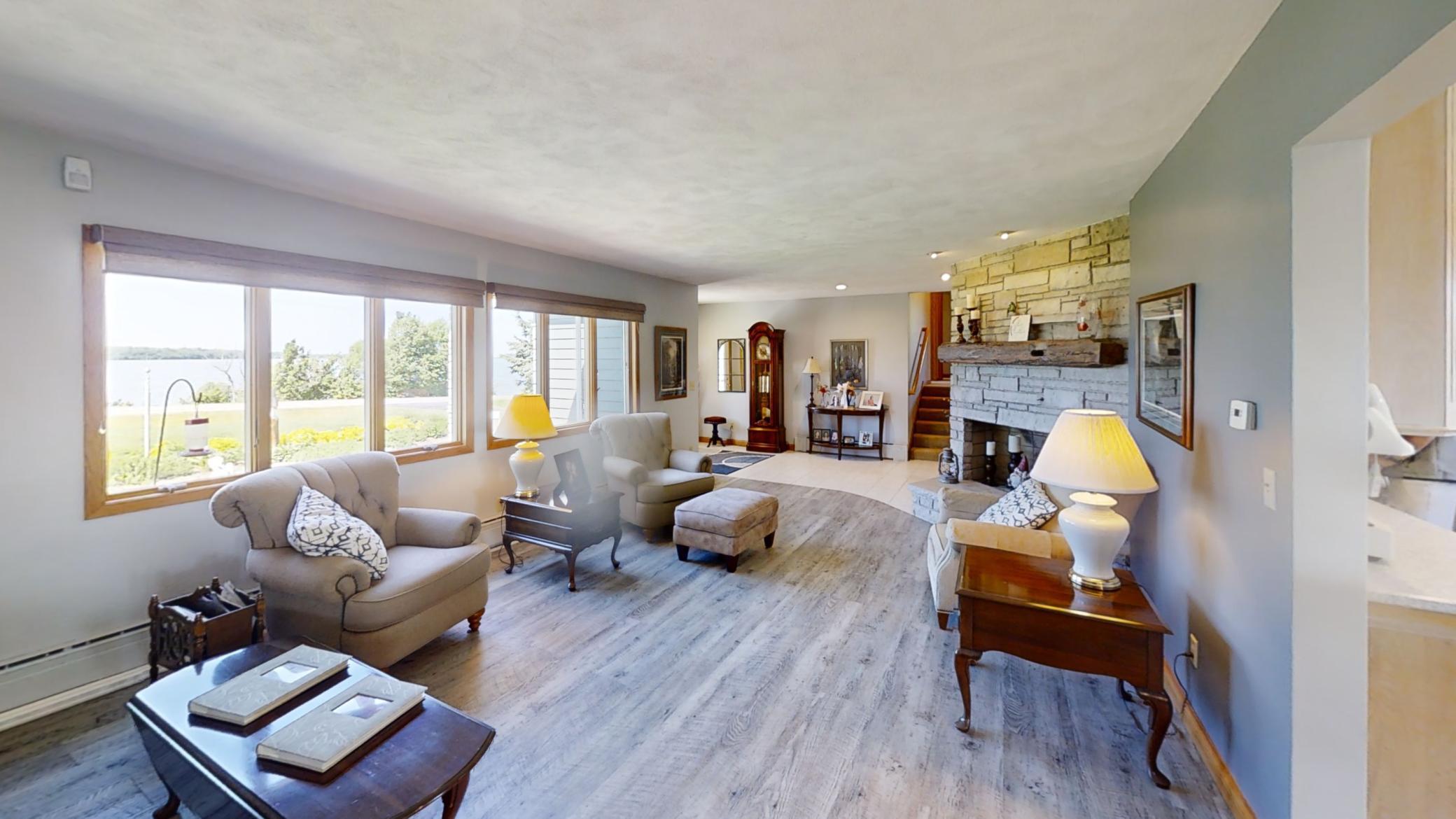 Alden, Minnesota, 56009, United States, 4 Bedrooms Bedrooms, ,1 BathroomBathrooms,Residential,For Sale,1920327