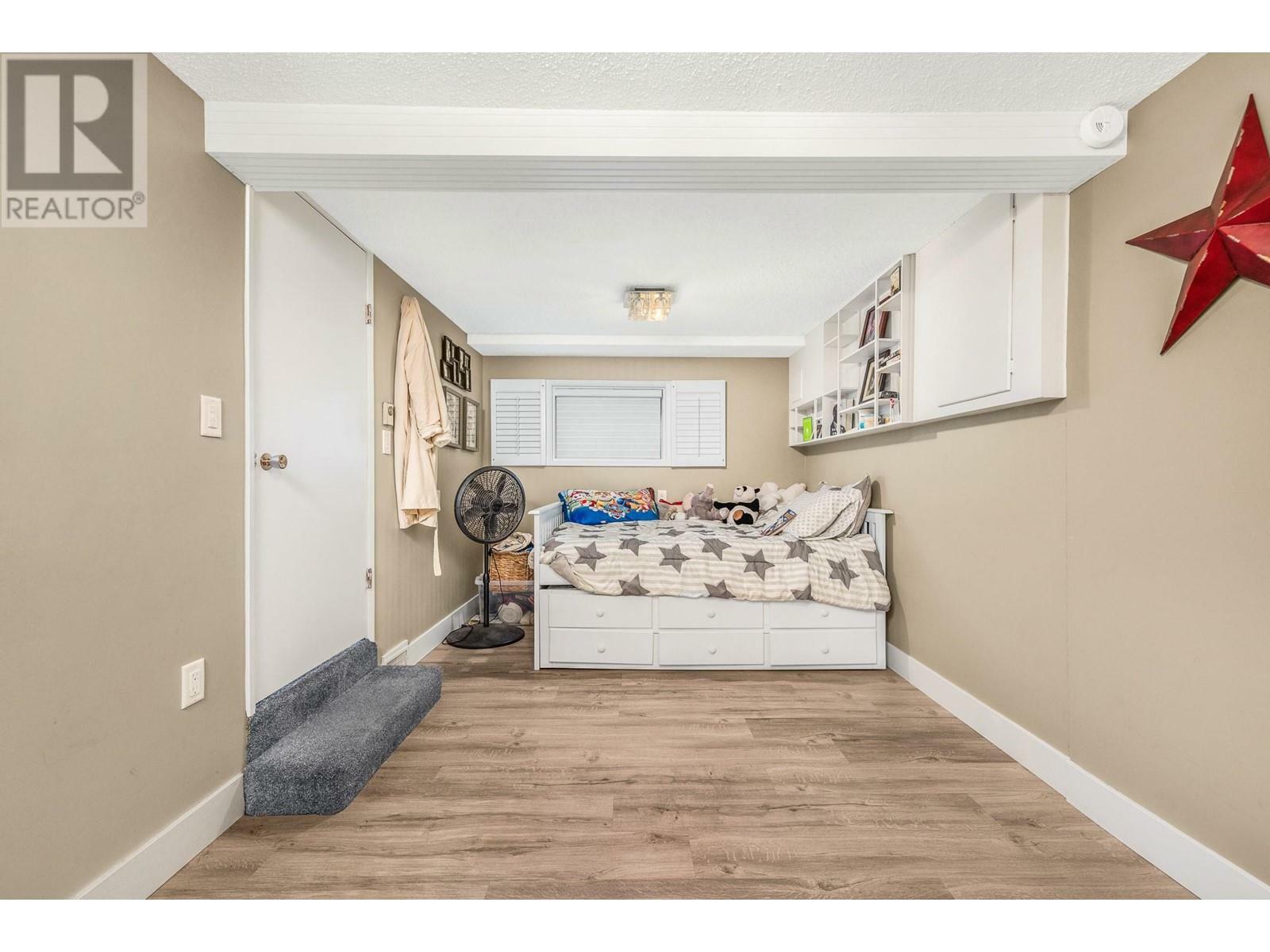 VERNON, British Columbia, V1H 1C8, CA, 5 Bedrooms Bedrooms, ,3 BathroomsBathrooms,Residential,For Sale,1838241