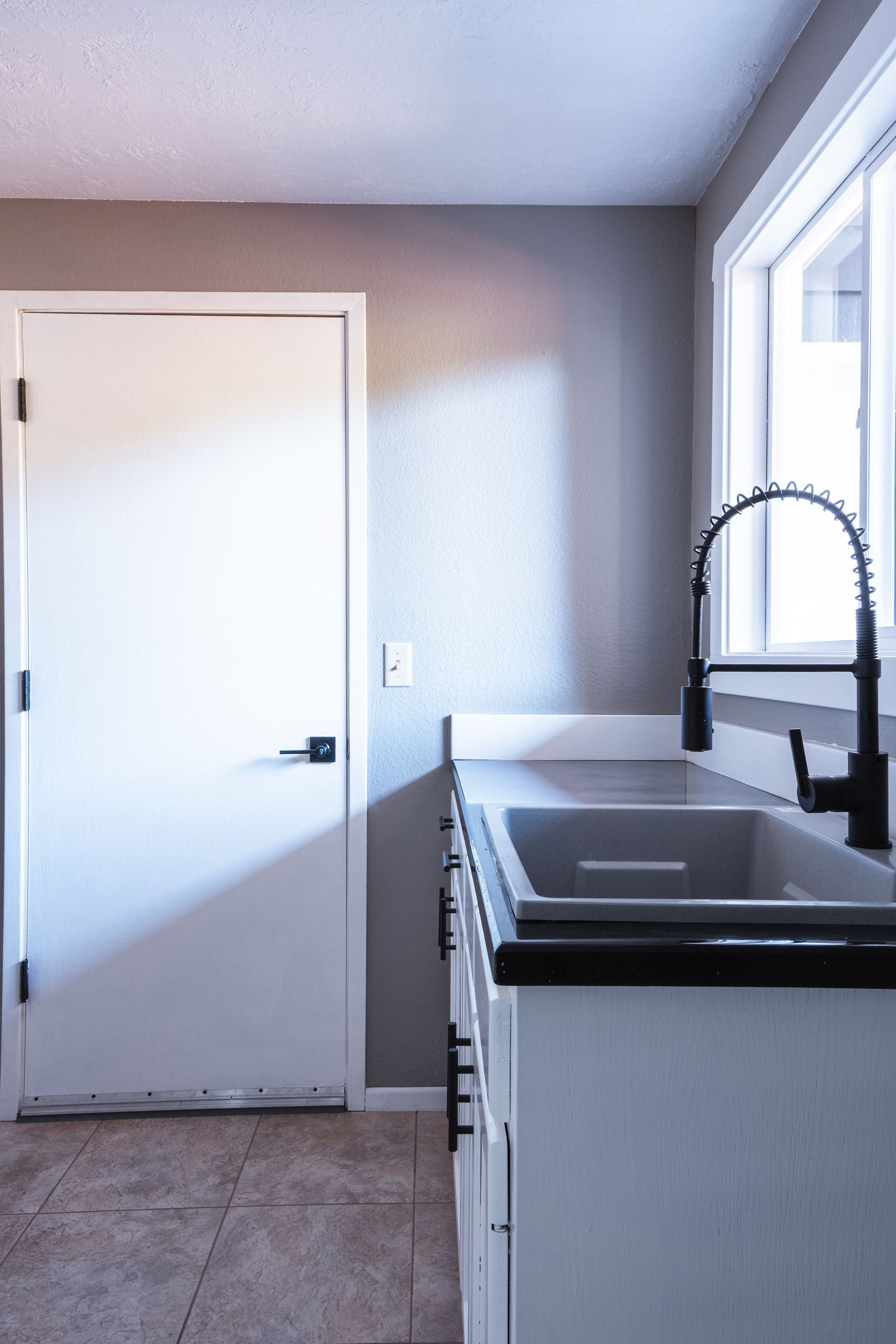 Lincoln City, Oregon, 97367, United States, 3 Bedrooms Bedrooms, ,2 BathroomsBathrooms,Residential,For Sale,1976632