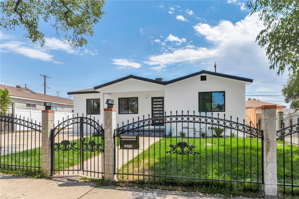 Arleta, California, 91331, United States, 6 Bedrooms Bedrooms, ,4 BathroomsBathrooms,Residential,For Sale,1941293