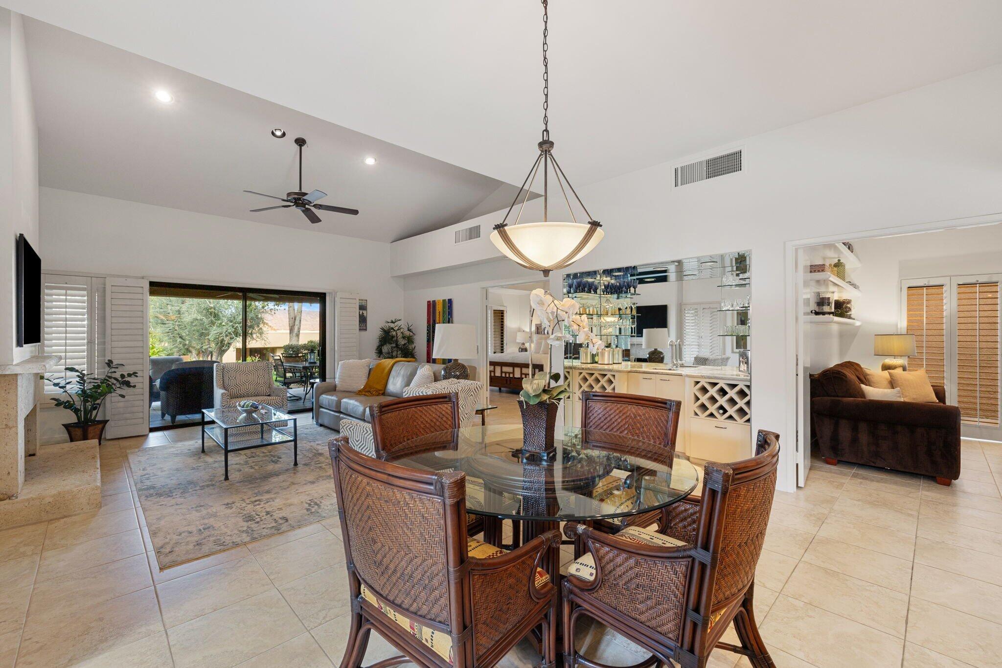 Palm Desert, California, 92260, United States, 2 Bedrooms Bedrooms, ,2 BathroomsBathrooms,Residential,For Sale,1987957