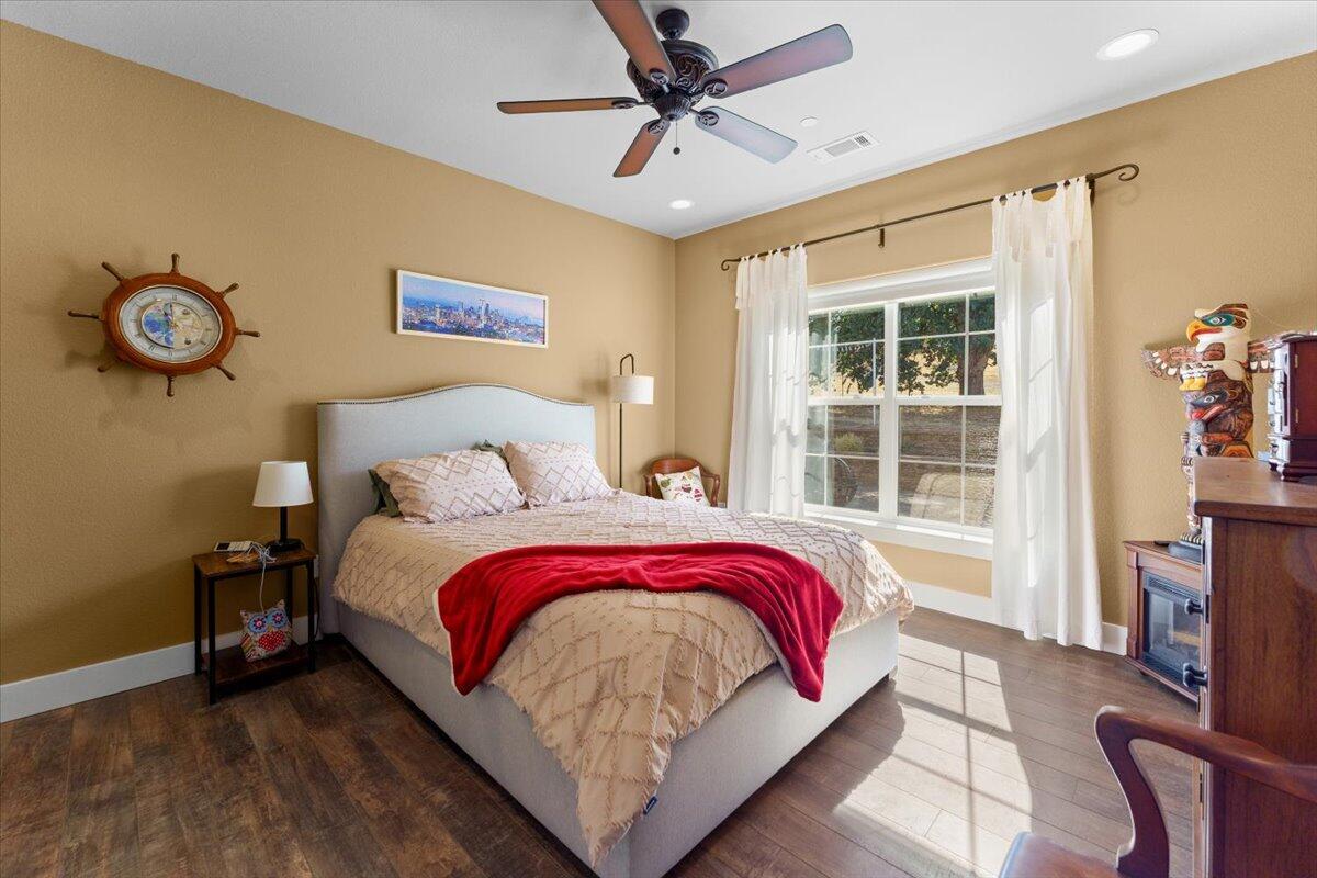 Red Bluff, California, 96080, United States, 3 Bedrooms Bedrooms, ,2 BathroomsBathrooms,Residential,For Sale,1949814