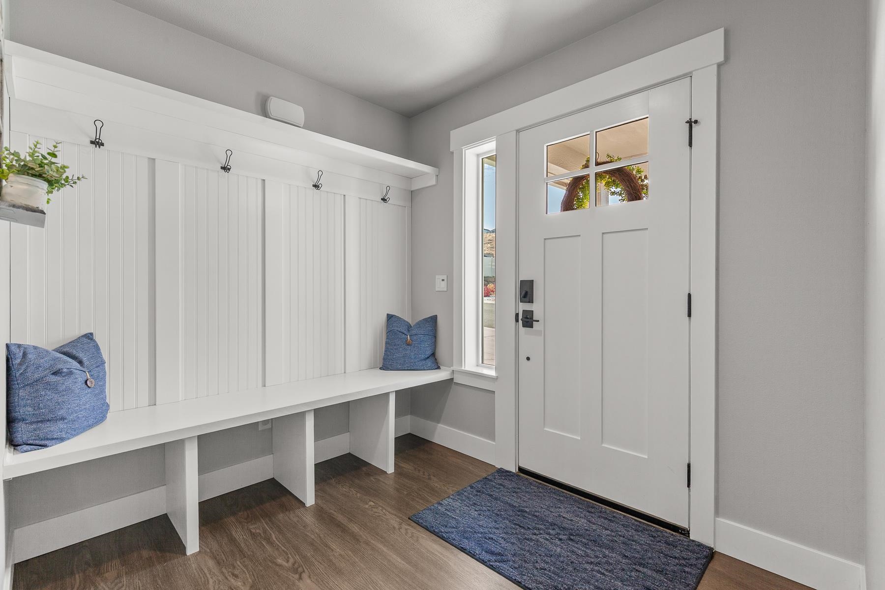 Greenacres, Washington, 99016, United States, 3 Bedrooms Bedrooms, ,2 BathroomsBathrooms,Residential,For Sale,1988561