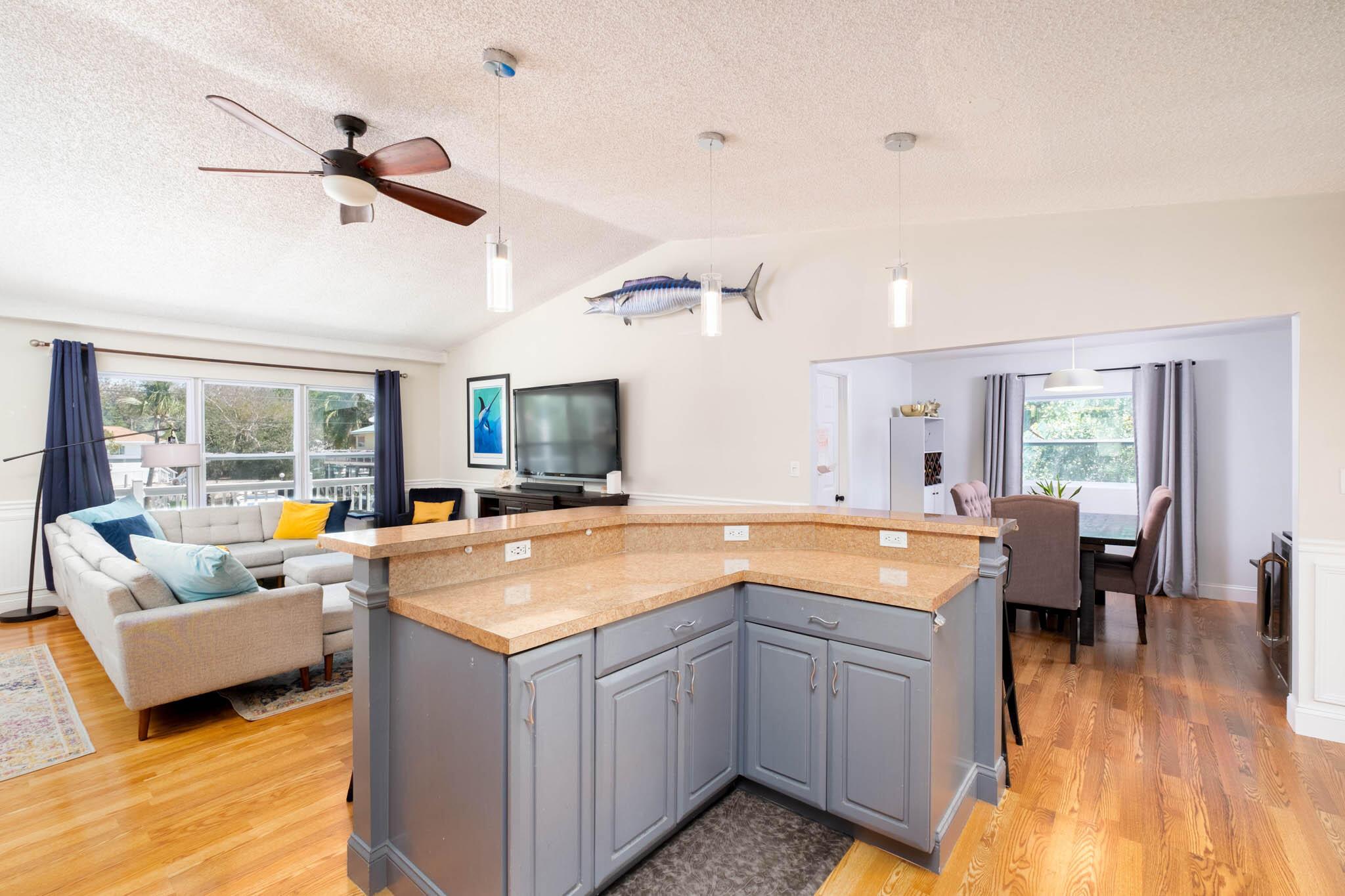 Tavernier, Florida, 33070, United States, 4 Bedrooms Bedrooms, ,2 BathroomsBathrooms,Residential,For Sale,2001947