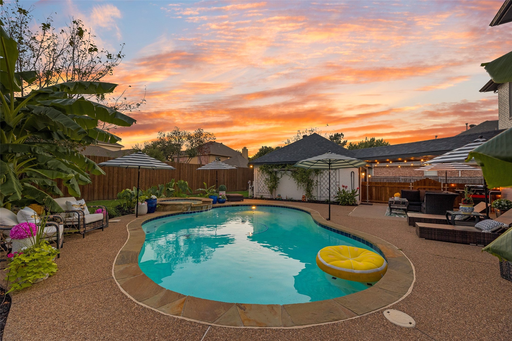 Keller, Texas, 76248, United States, 4 Bedrooms Bedrooms, ,3 BathroomsBathrooms,Residential,For Sale,1977513