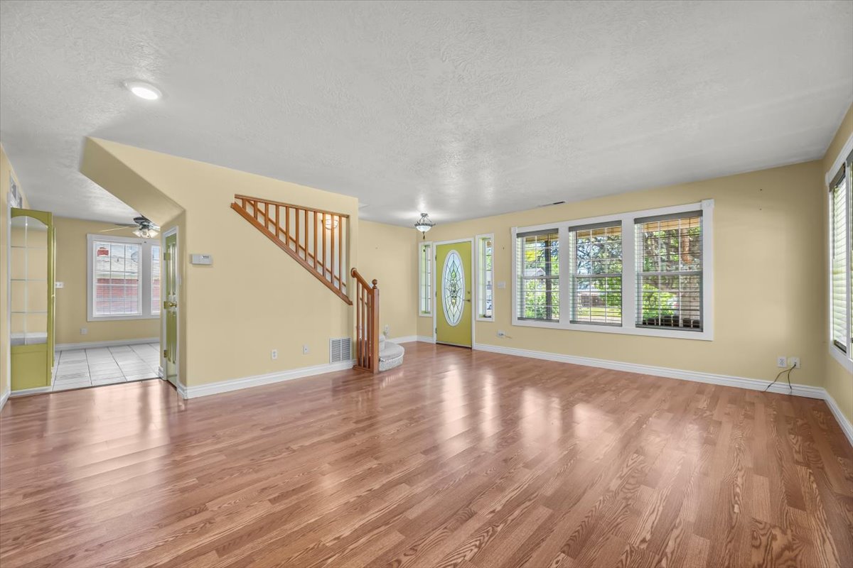 Caldwell, Idaho, 83605, United States, 4 Bedrooms Bedrooms, ,3 BathroomsBathrooms,Residential,For Sale,1938152