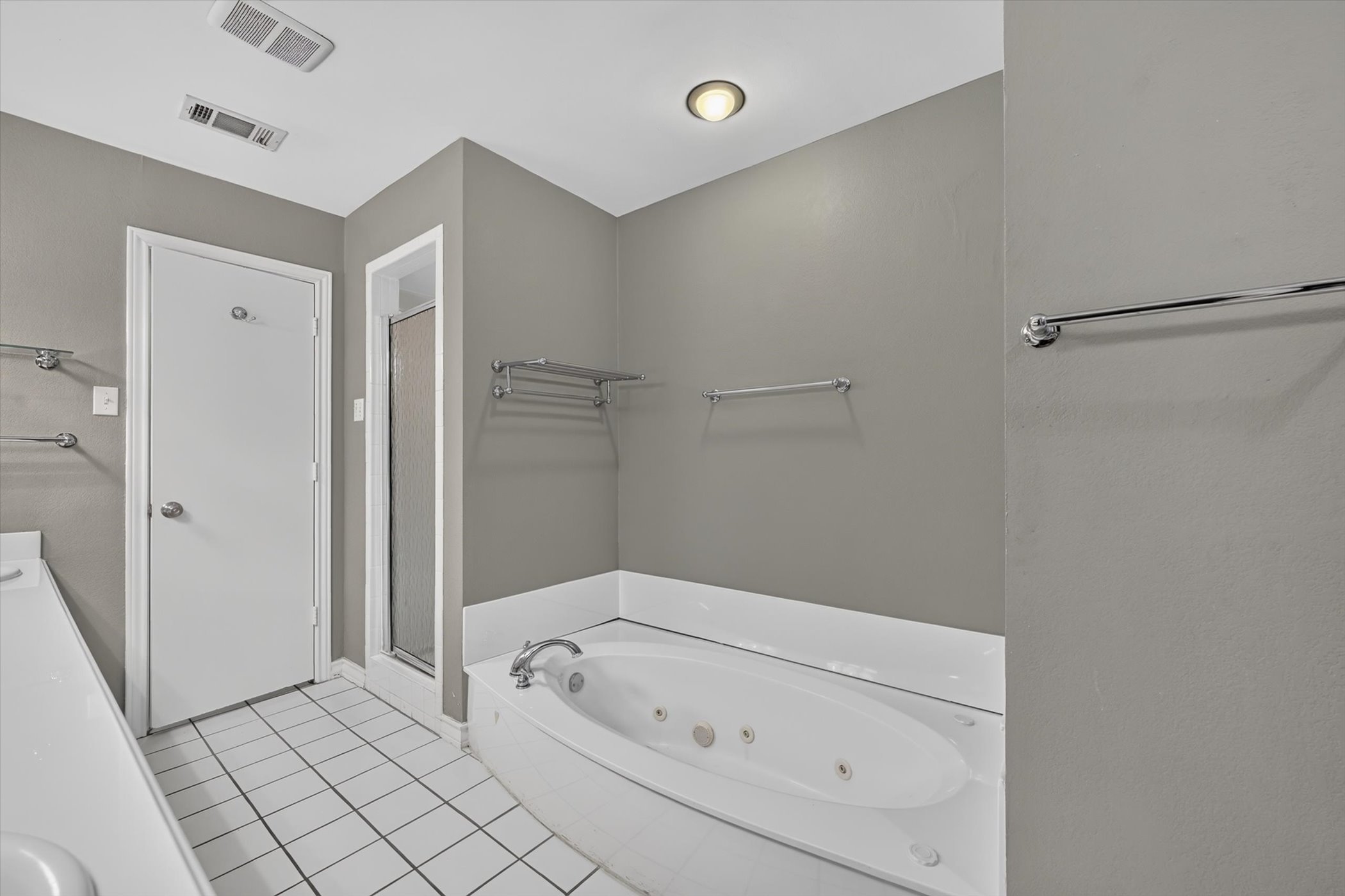  8833 Kenton Drive, Dallas, TX, 75231 - 物件實景