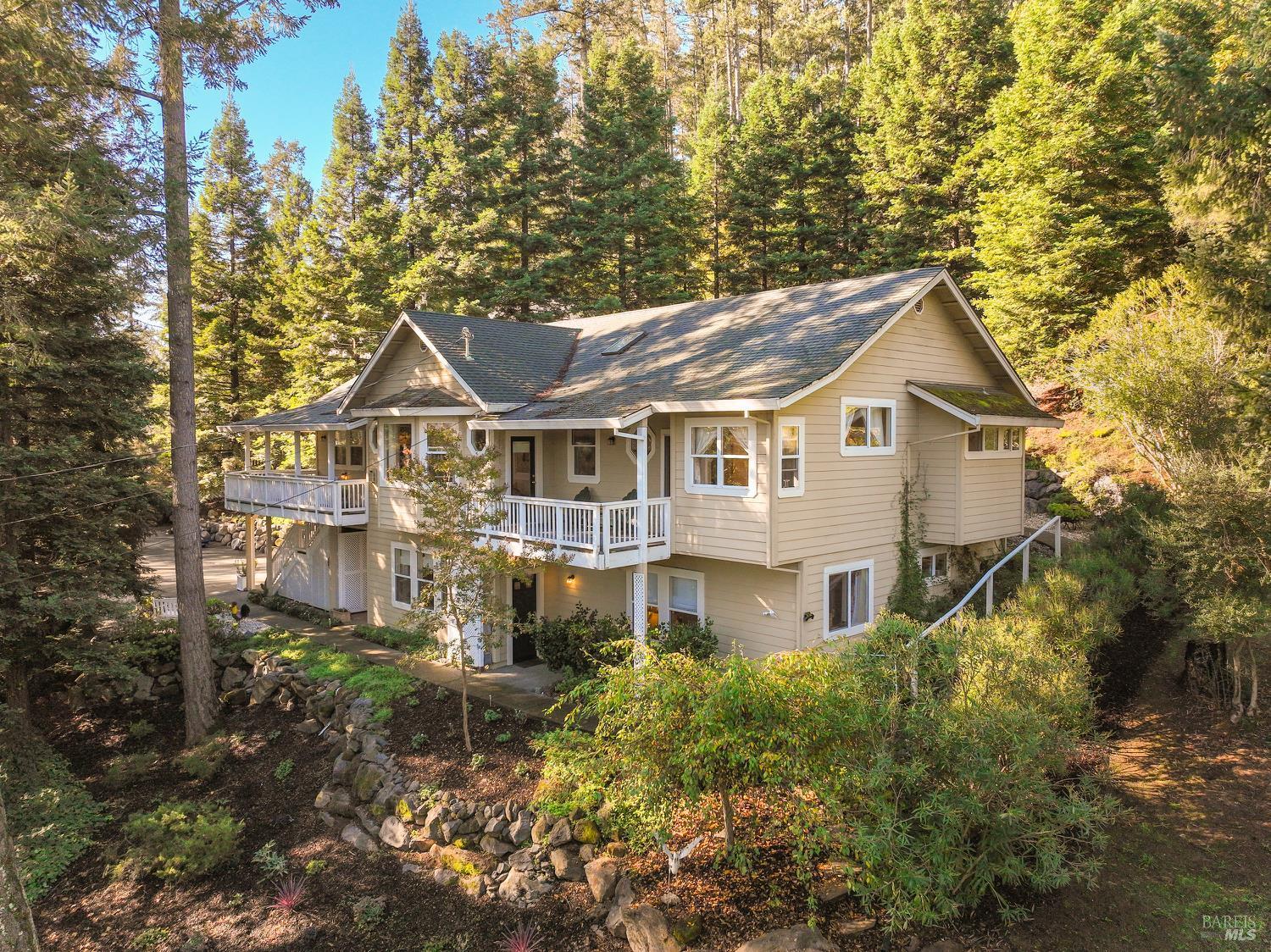 Santa Rosa, California, 95404, United States, 4 Bedrooms Bedrooms, ,4 BathroomsBathrooms,Residential,For Sale,1979173