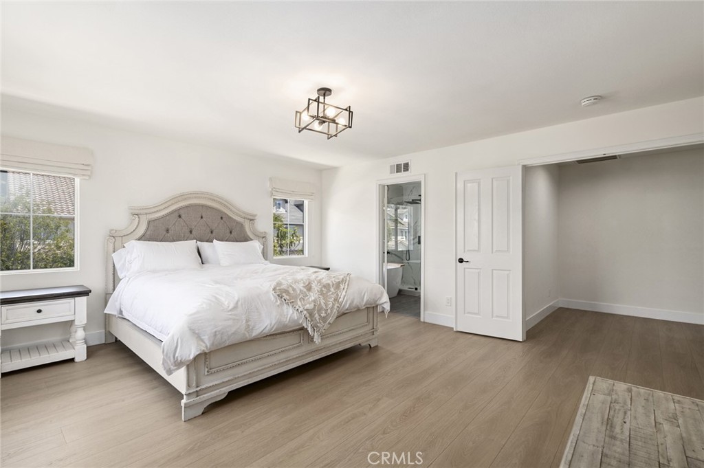 Irvine, California, 92618, United States, 4 Bedrooms Bedrooms, ,3 BathroomsBathrooms,Residential,For Sale,1986463