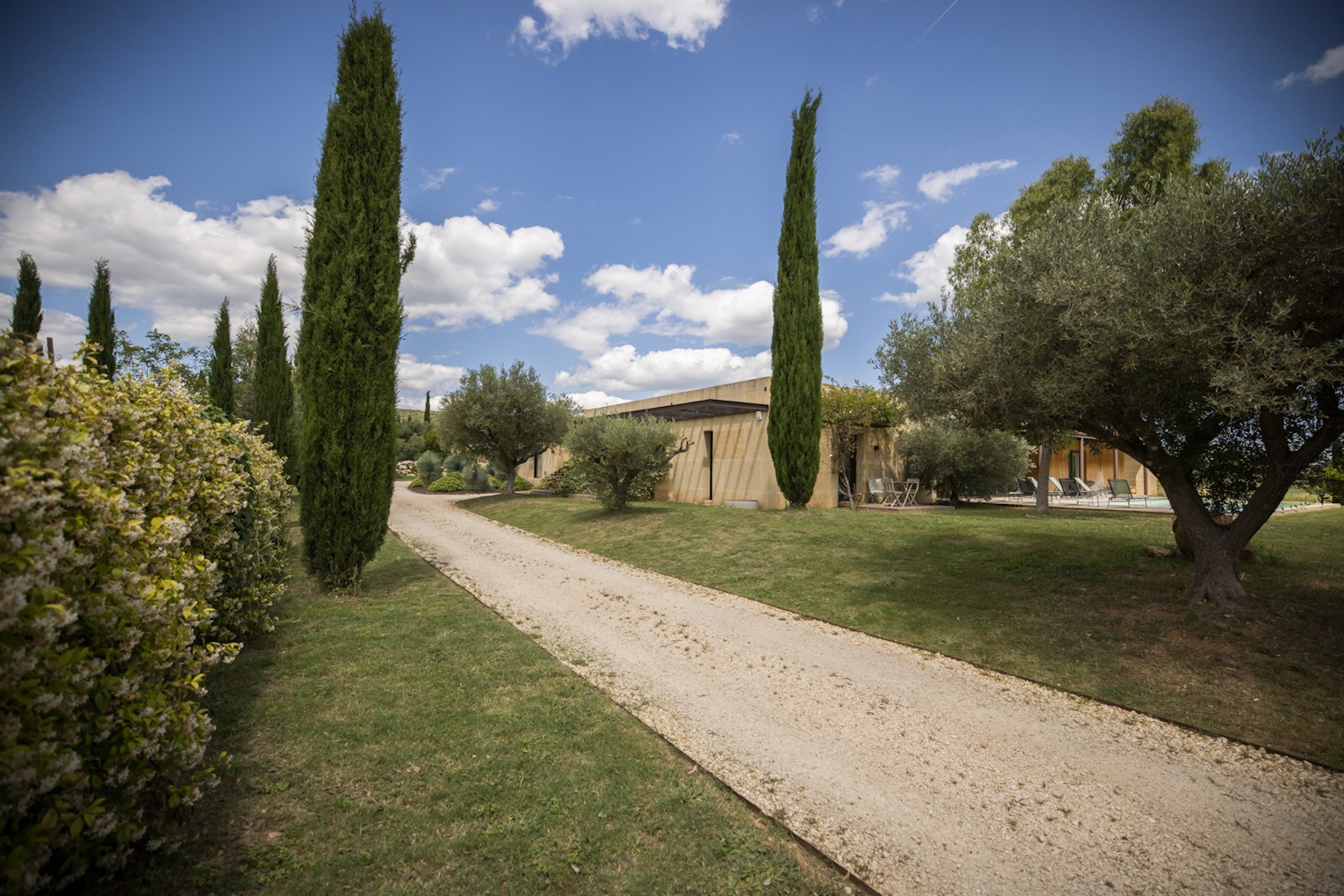  Uzès Contemporary Architect-Designed Villa - 物件實景