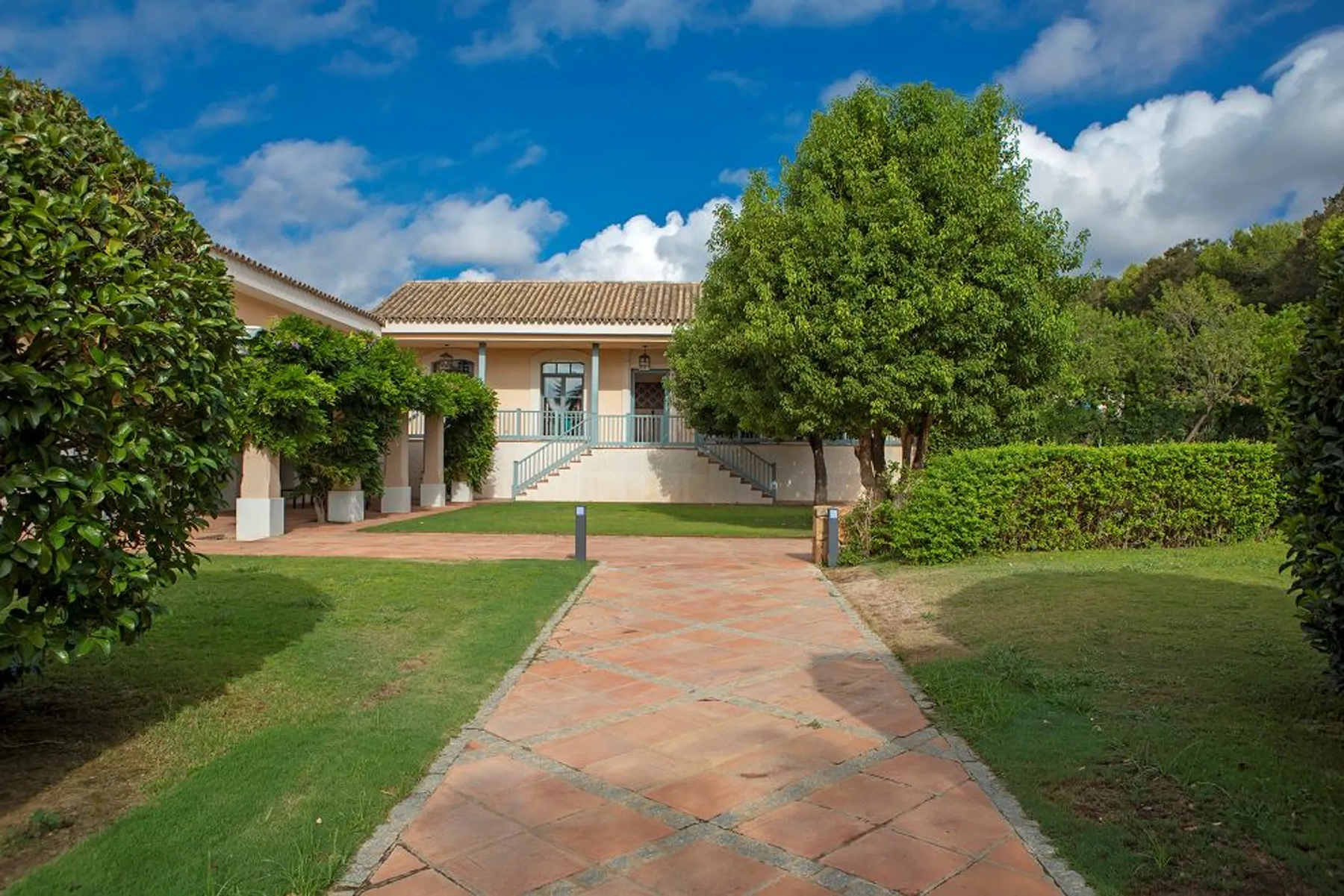  Villa on the front line of Valderrama golf with a large plot in Sotogrande - 物件實景