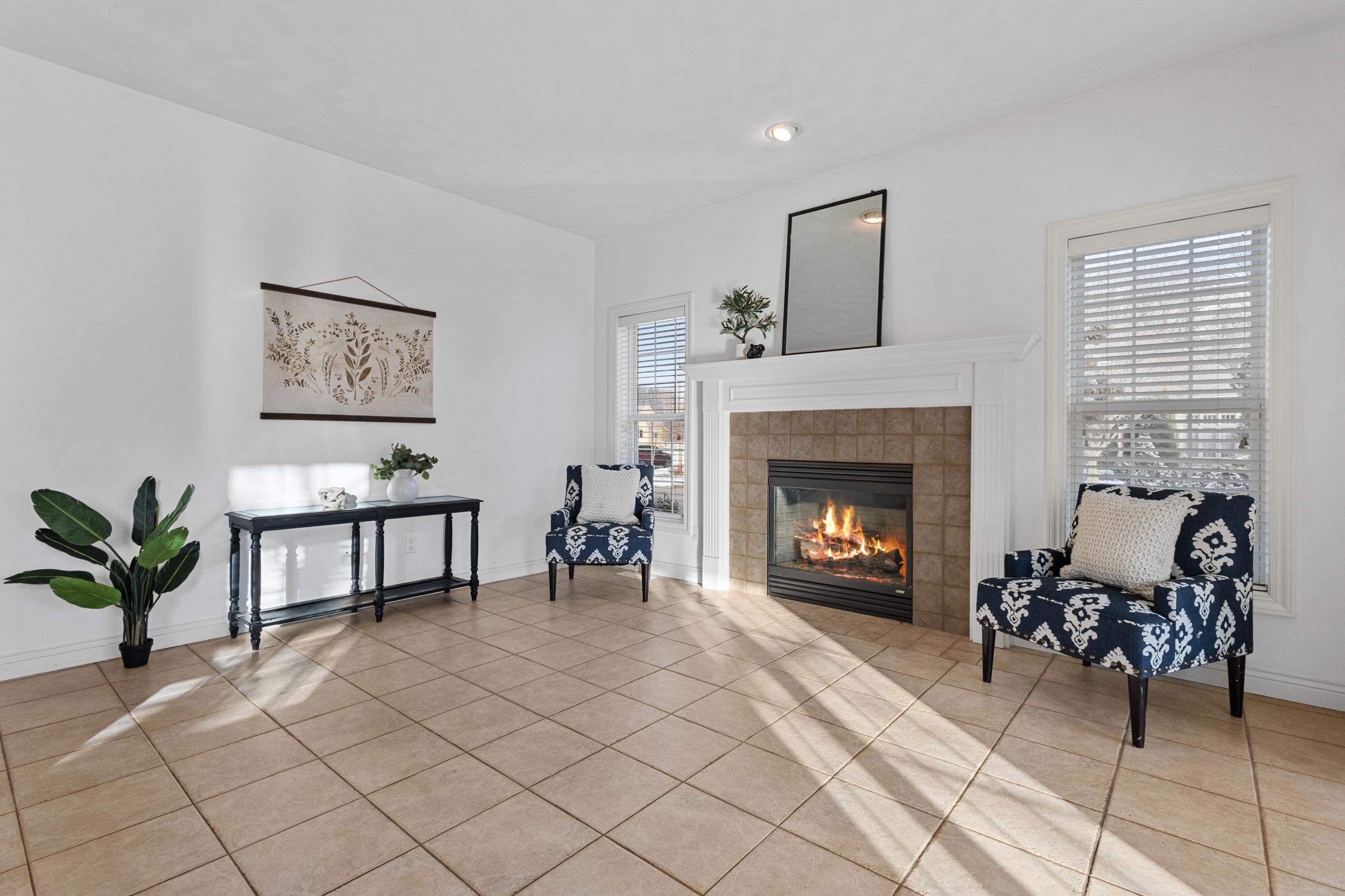 Neenah, Wisconsin, 54956, United States, 4 Bedrooms Bedrooms, ,4 BathroomsBathrooms,Residential,For Sale,2009694