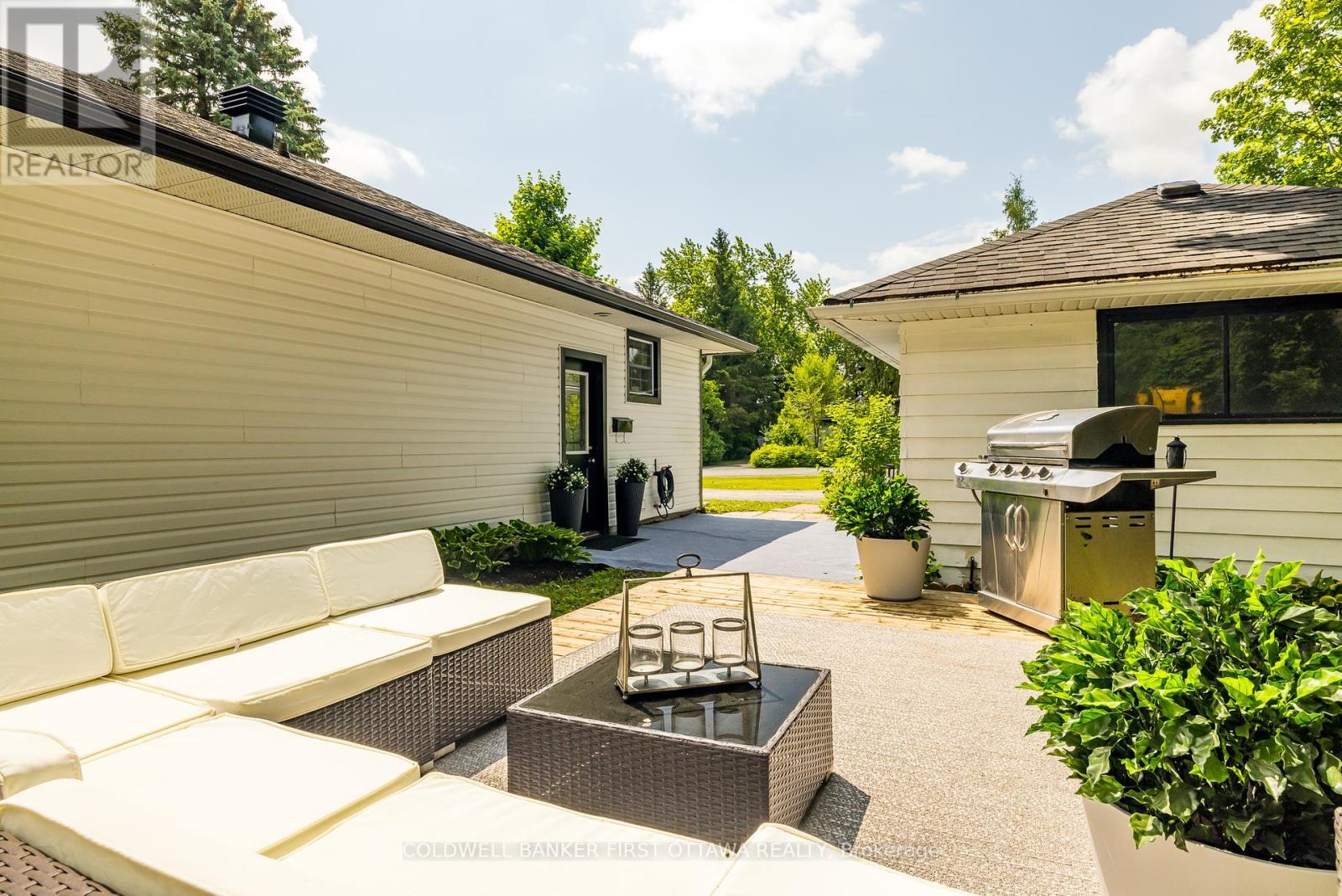 STITTSVILLE, Ontario, K2S 1P8, CA, 2 Bedrooms Bedrooms, ,1 BathroomBathrooms,Residential,For Sale,1907664