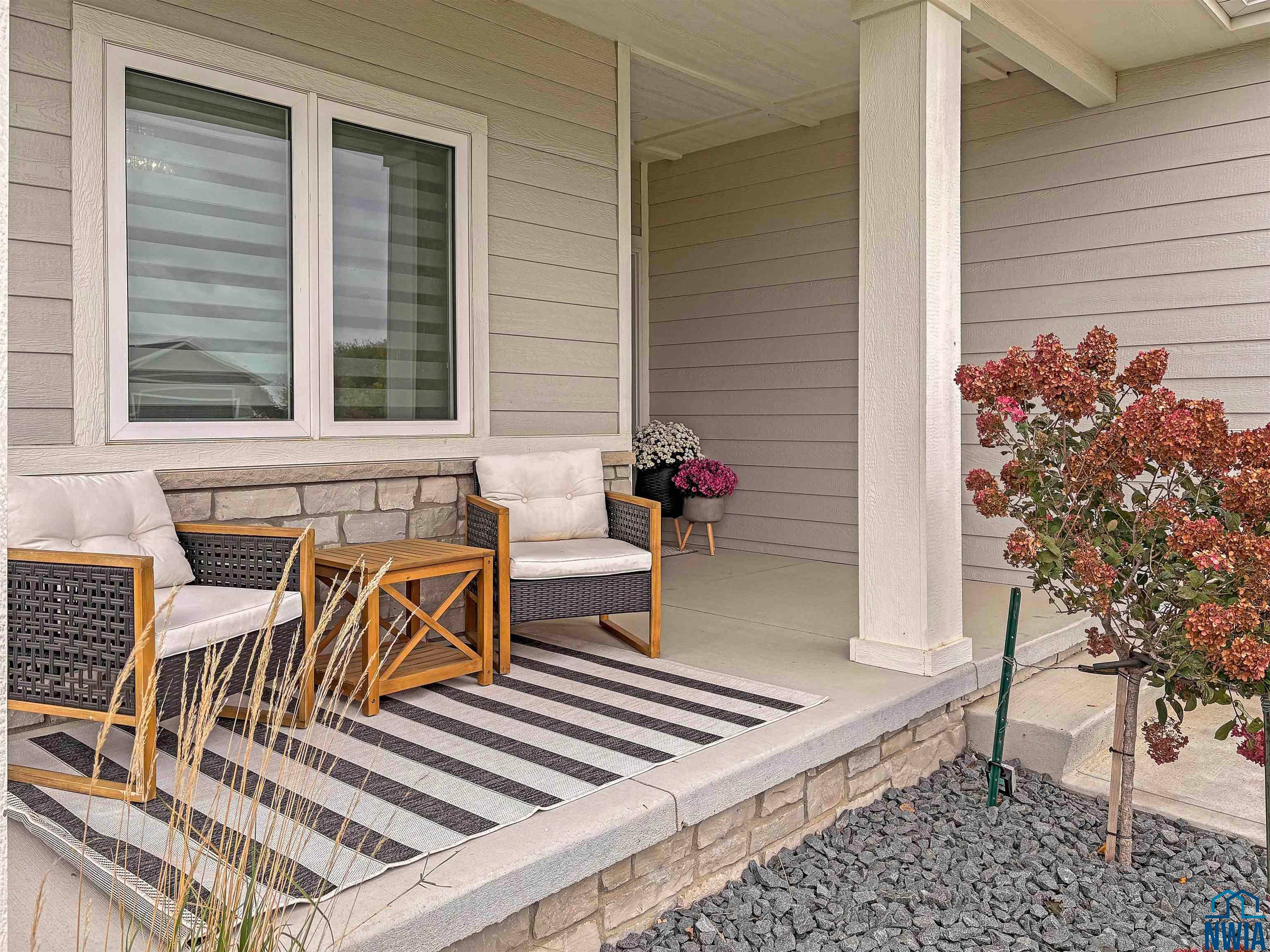 Hinton, Iowa, 51024, United States, 4 Bedrooms Bedrooms, ,3 BathroomsBathrooms,Residential,For Sale,1983377