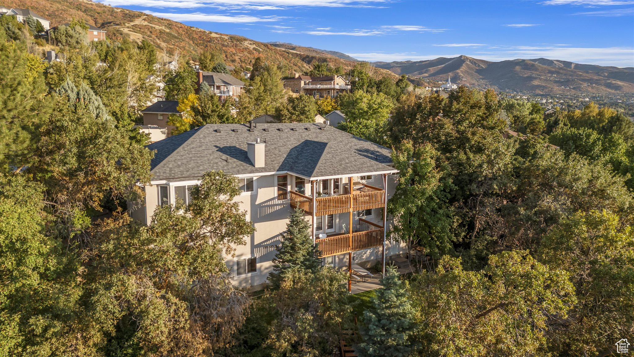 Bountiful, Utah, 84010, United States, 5 Bedrooms Bedrooms, ,4 BathroomsBathrooms,Residential,For Sale,1926219