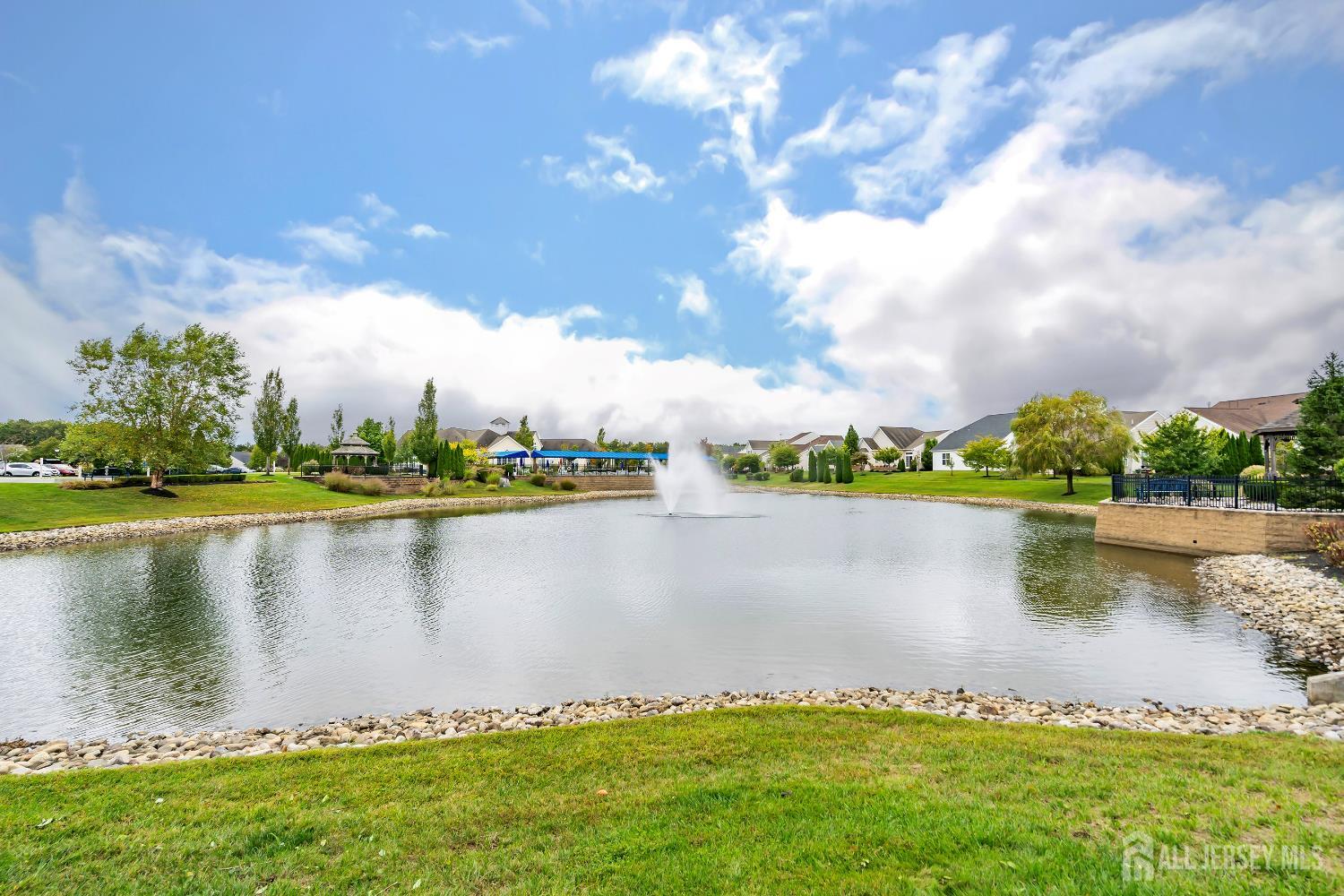 Lacey, New Jersey, 08731, United States, 2 Bedrooms Bedrooms, ,2 BathroomsBathrooms,Residential,For Sale,2049460