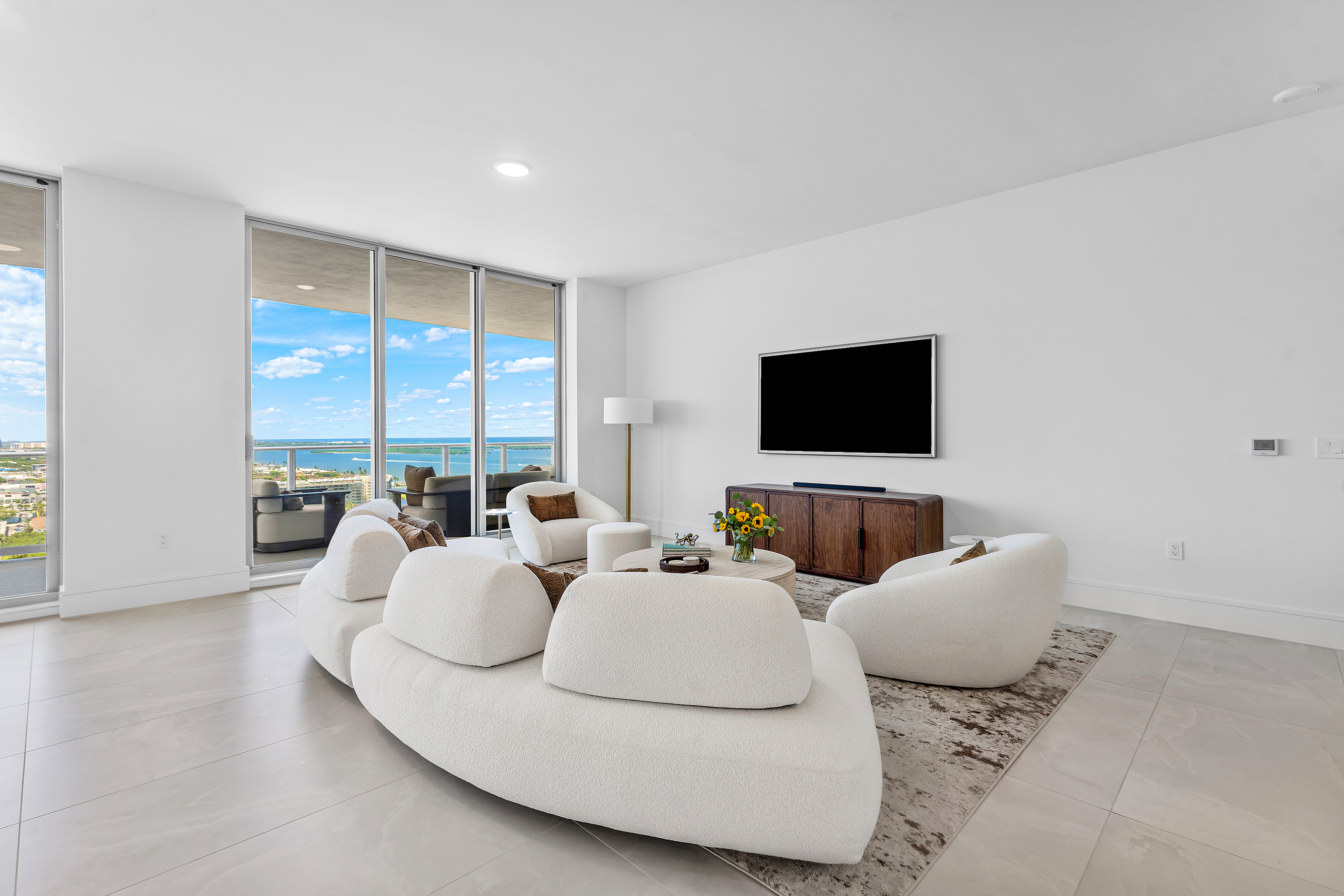  220 Lake Shore Drive, Lake Park, FL, 33403 - 物件實景