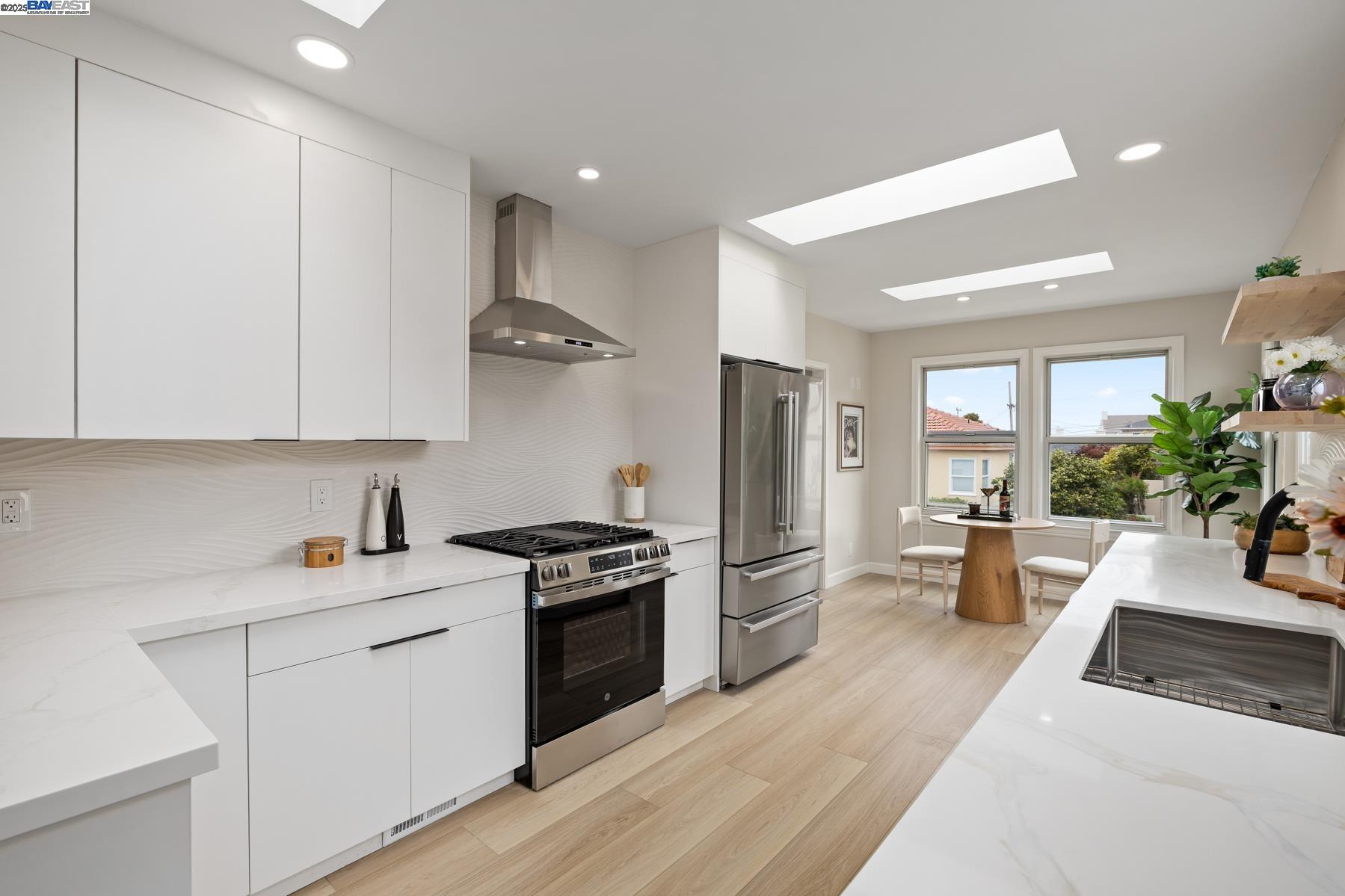 Millbrae, California, 94030, United States, 3 Bedrooms Bedrooms, ,3 BathroomsBathrooms,Residential,For Sale,1938817
