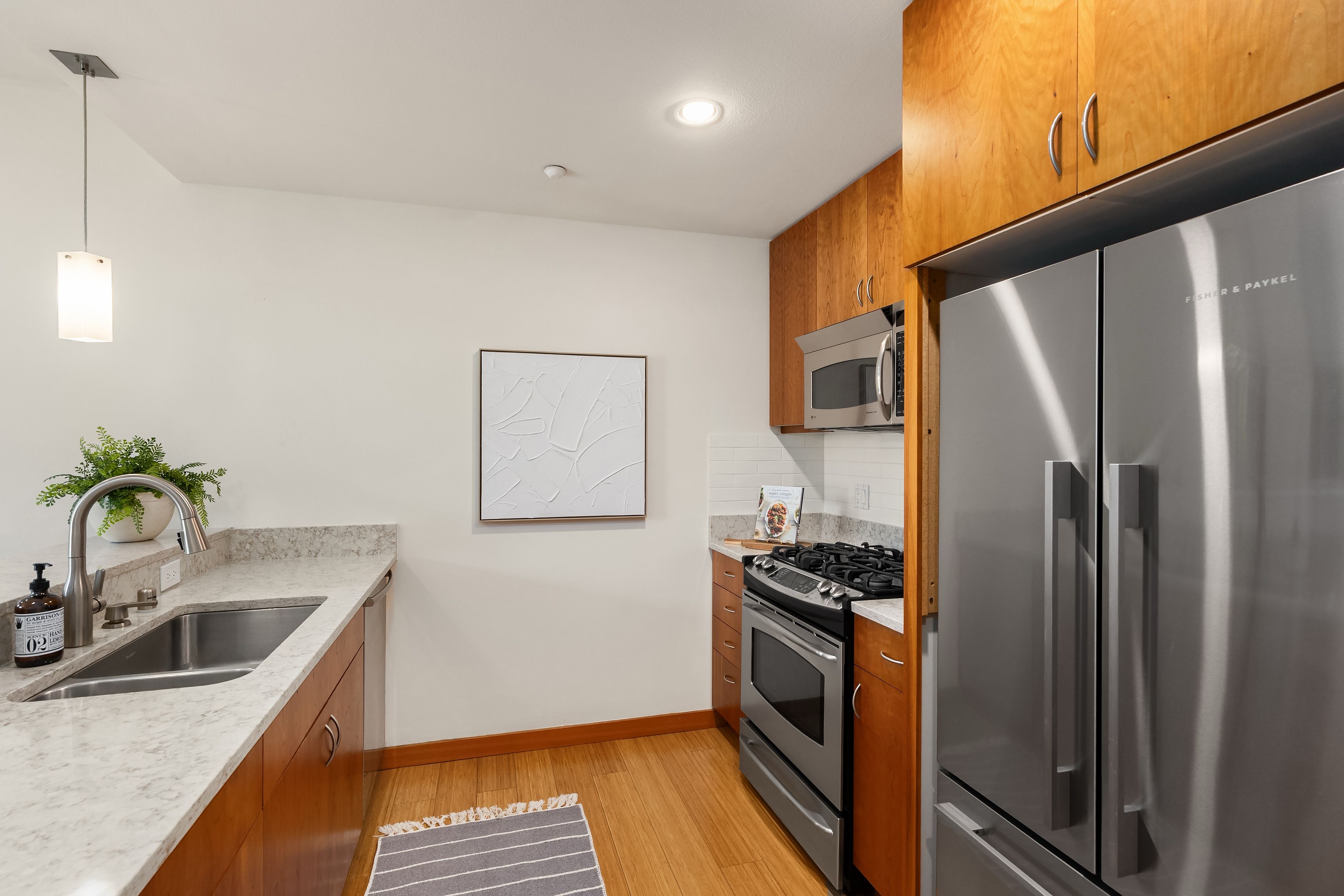  620 Northeast Vineyard Lane B-203, Bainbridge Island, WA 98110 - 物件實景