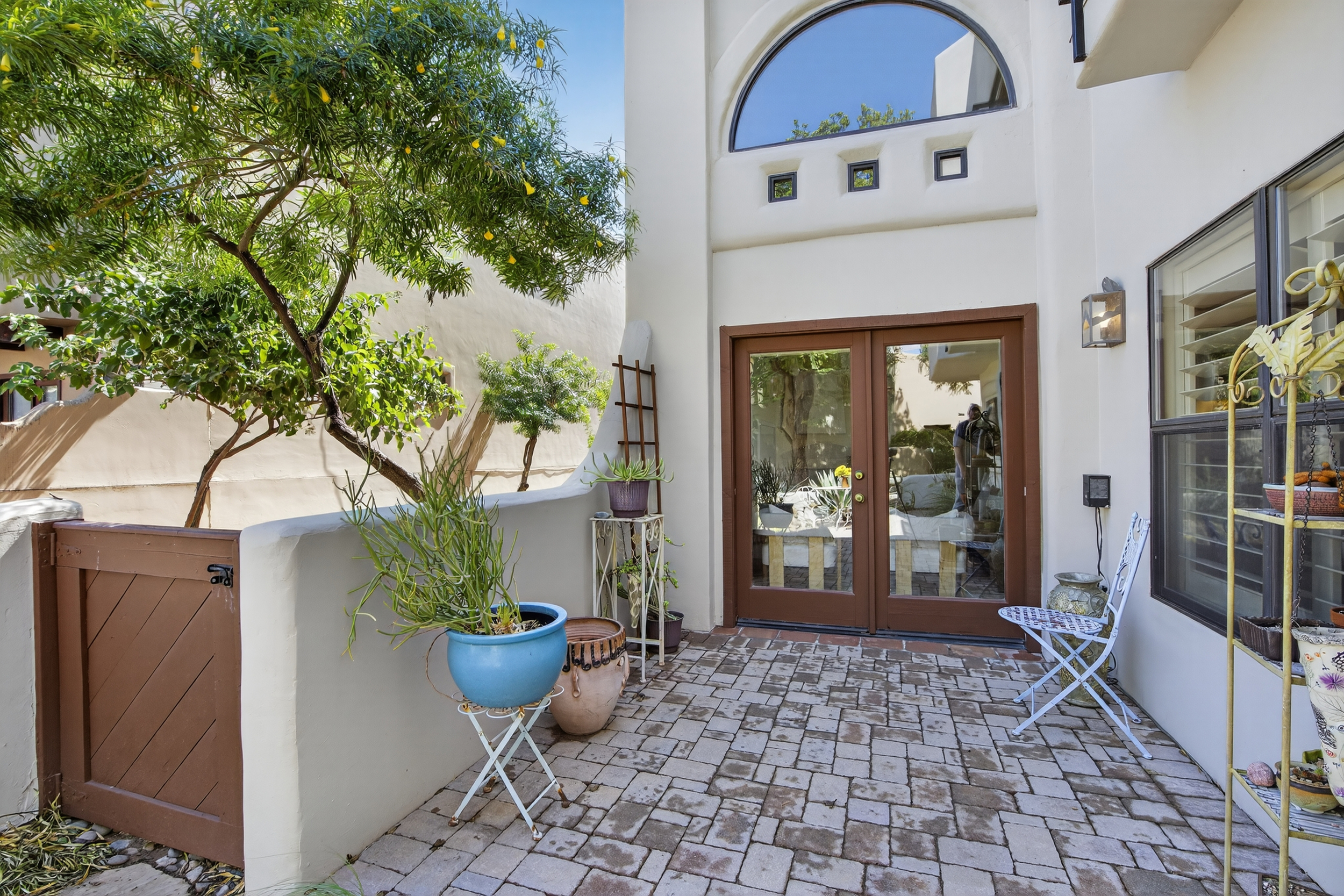 Tempe, Arizona, 85283, United States, 2 Bedrooms Bedrooms, ,Residential,For Sale,1966872