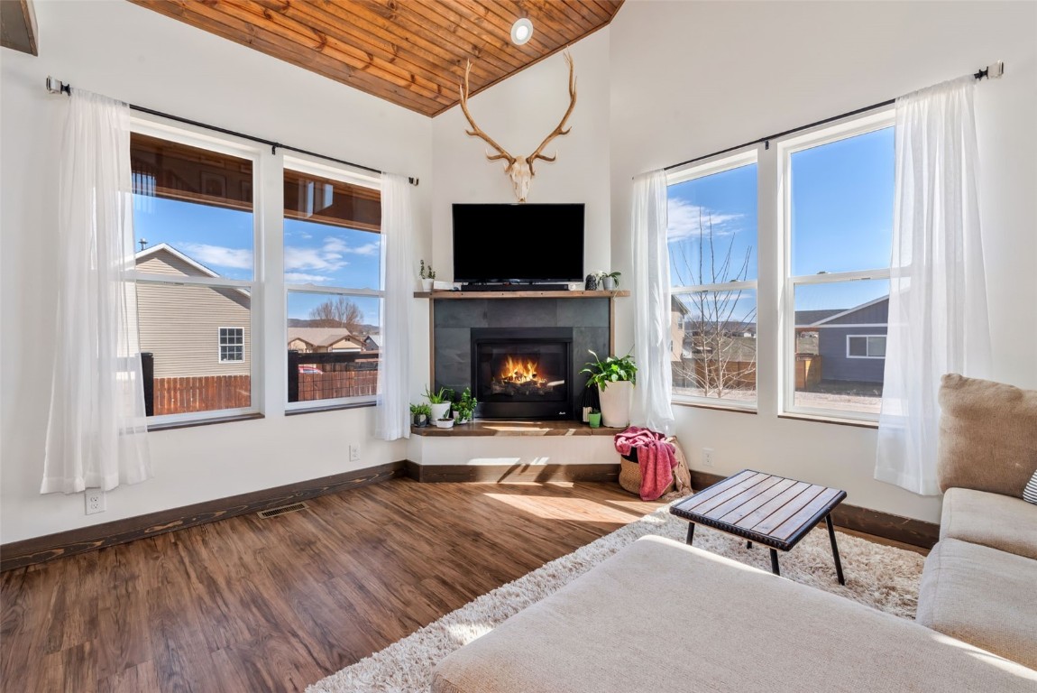 Hayden, Colorado, 81639, United States, 4 Bedrooms Bedrooms, ,3 BathroomsBathrooms,Residential,For Sale,1882976