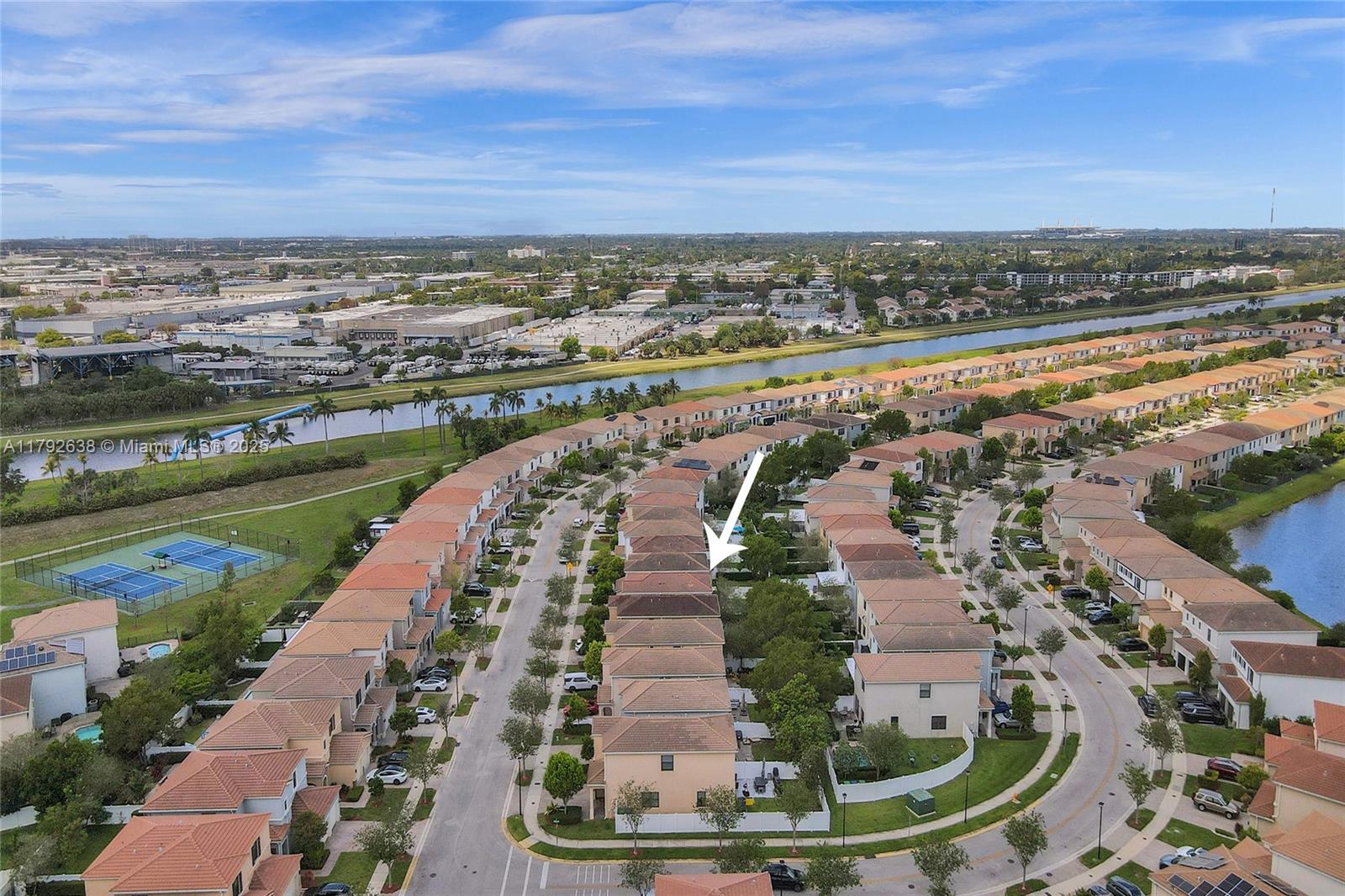 Miami, Florida, 33179, United States, 3 Bedrooms Bedrooms, ,3 BathroomsBathrooms,Residential,For Sale,1787670