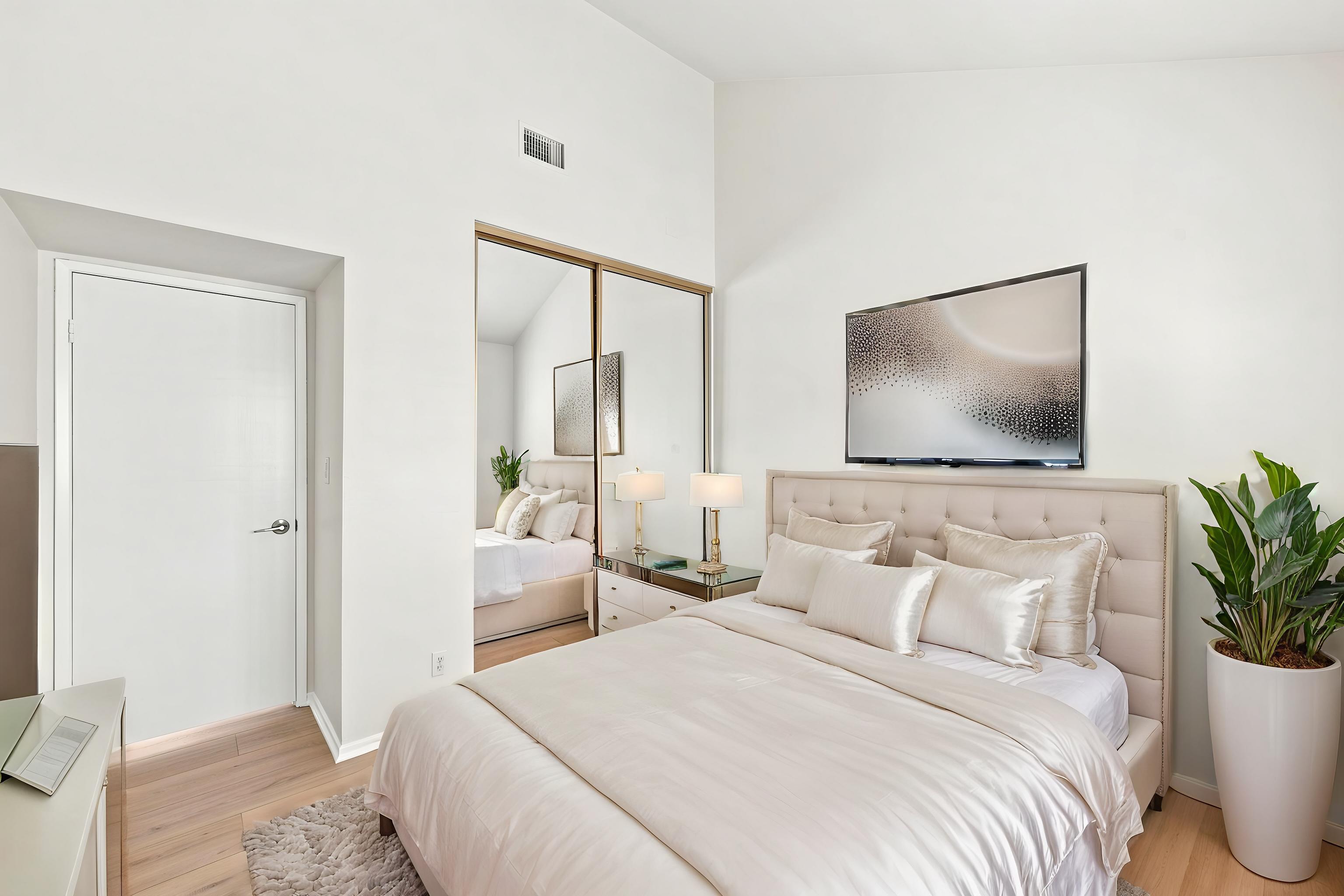  21801 Burbank Boulevard, 83 - 物件實景