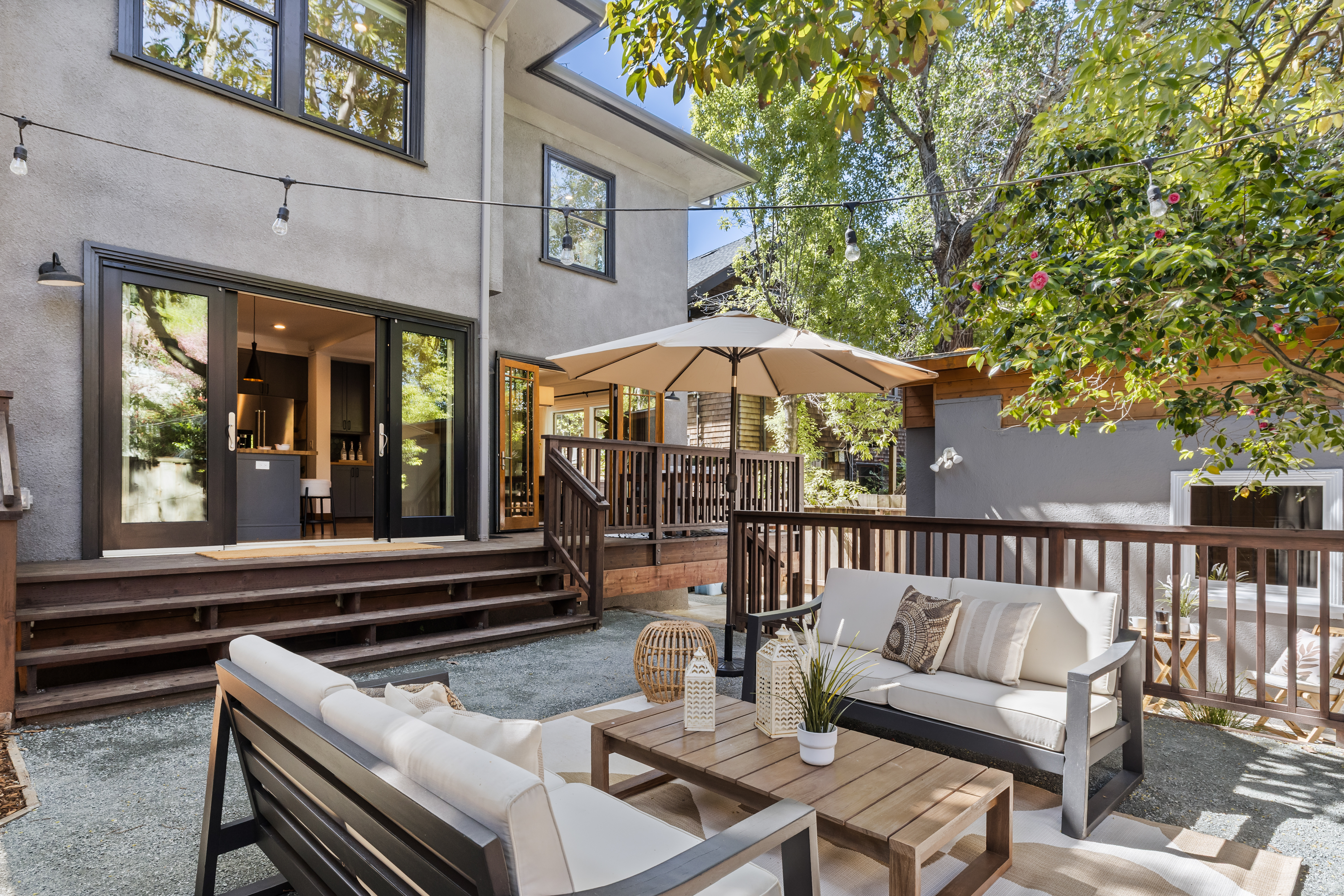  Timbre Architects Reimagined Elmwood Craftsman with Stunning Modern Design - 物件實景