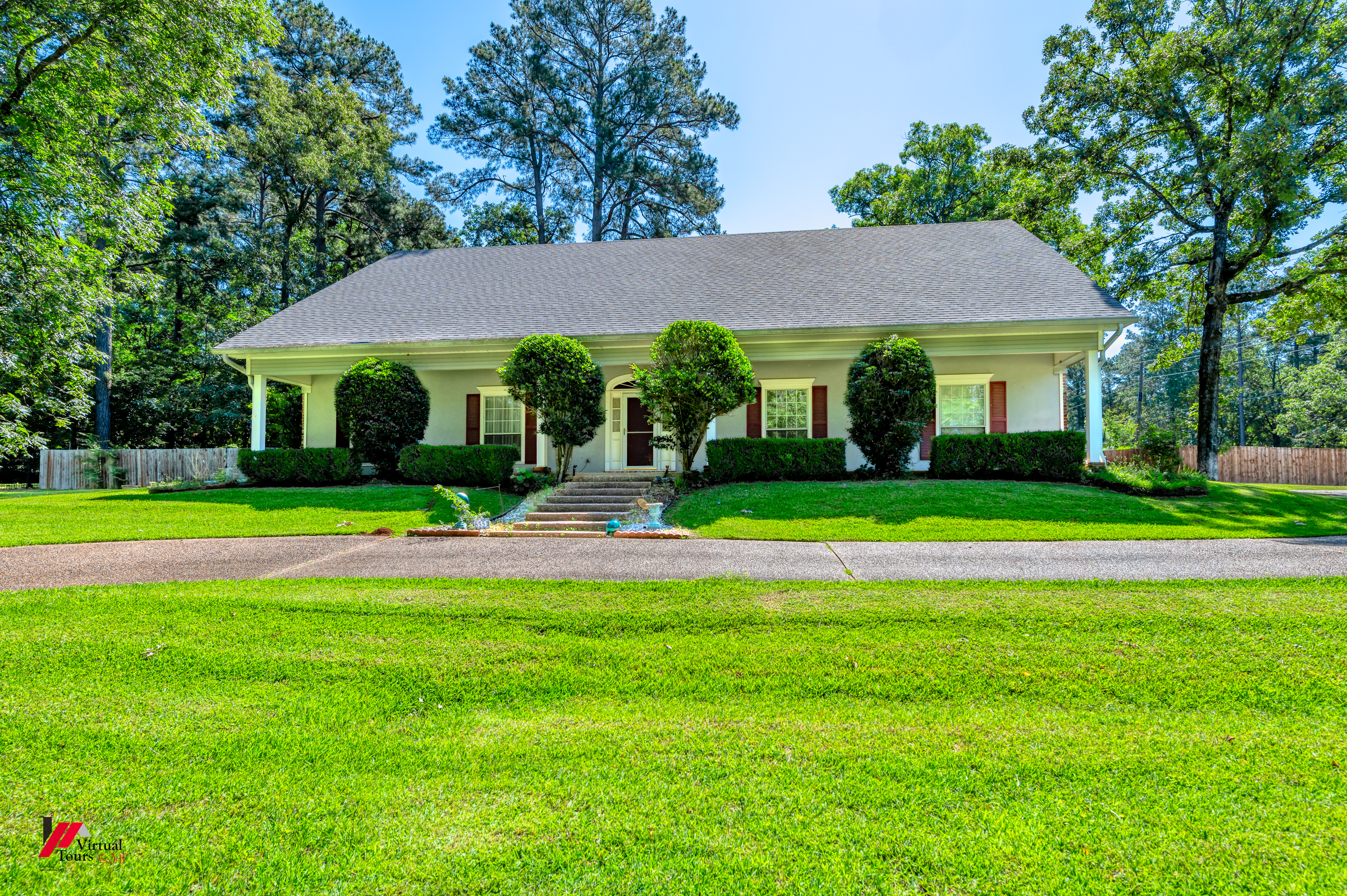 Shreveport, Louisiana, 71106, United States, 4 Bedrooms Bedrooms, ,4 BathroomsBathrooms,Residential,For Sale,1928720