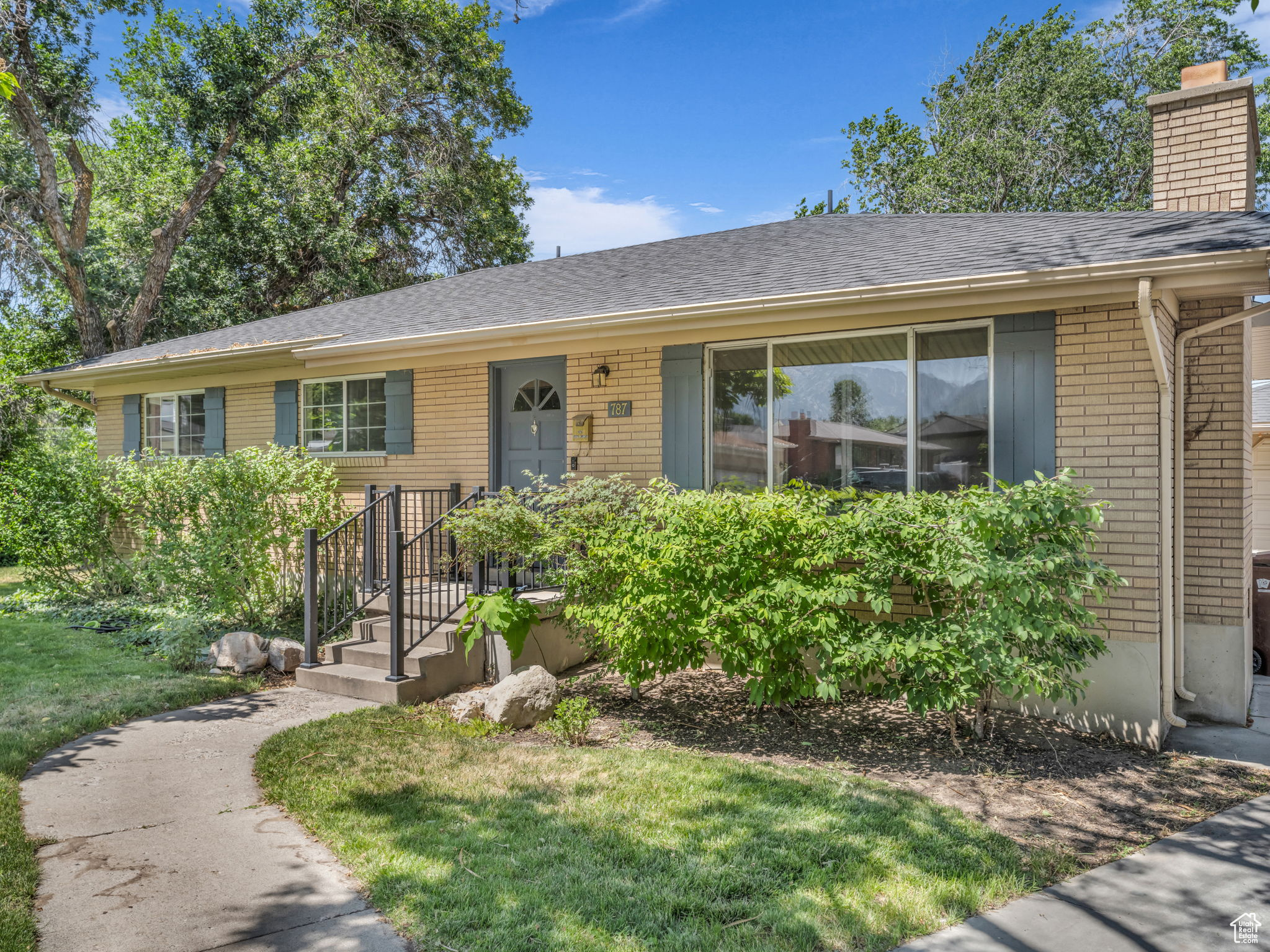 Midvale, Utah, 84047, United States, 4 Bedrooms Bedrooms, ,2 BathroomsBathrooms,Residential,For Sale,1862368