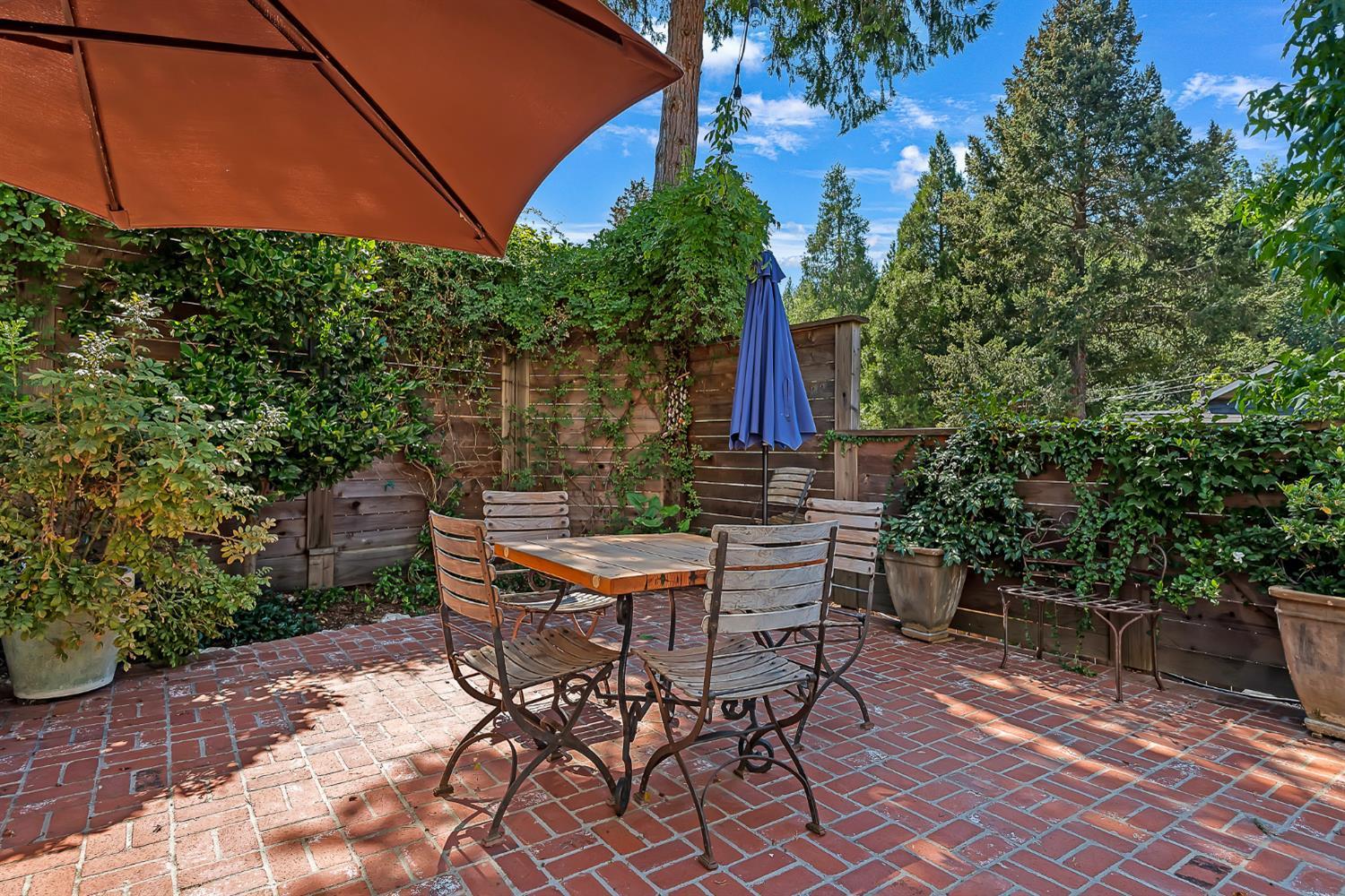 Placerville, California, 95667, United States, 4 Bedrooms Bedrooms, ,2 BathroomsBathrooms,Residential,For Sale,1978862