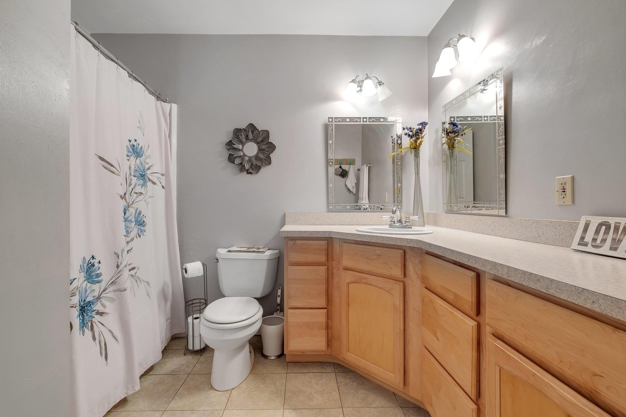 Tallahassee, Florida, 32311, United States, 4 Bedrooms Bedrooms, ,3 BathroomsBathrooms,Residential,For Sale,1827552