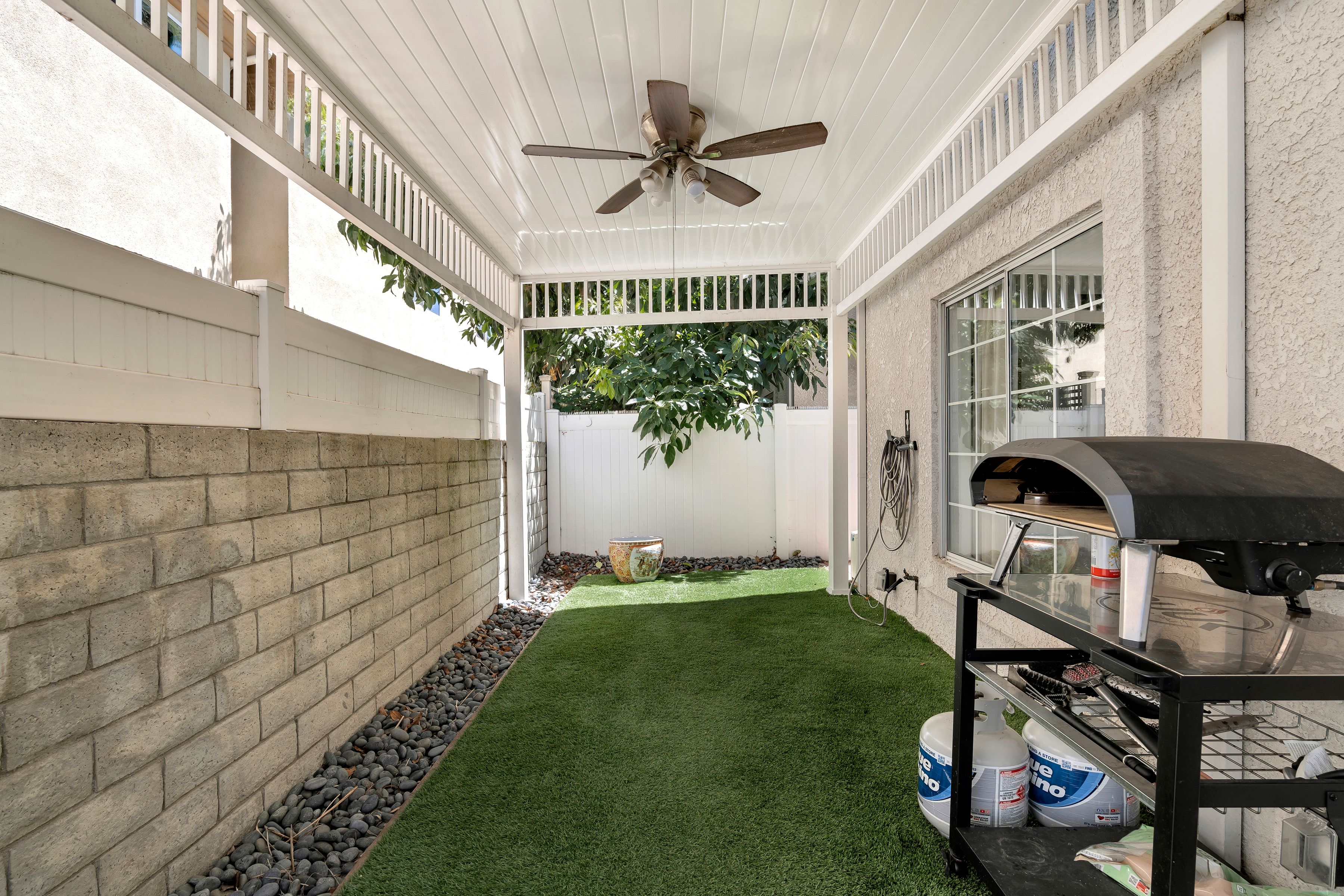  18316 Keswick Street, Reseda - 物件實景